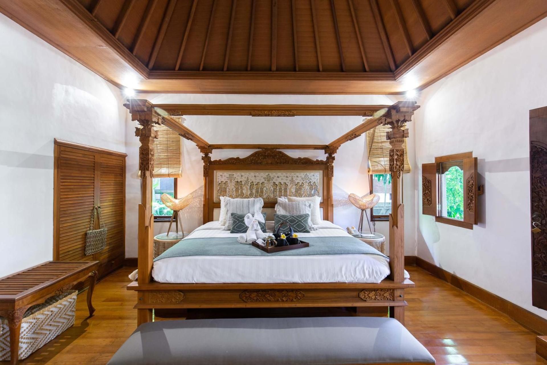 Deluxe King Suite