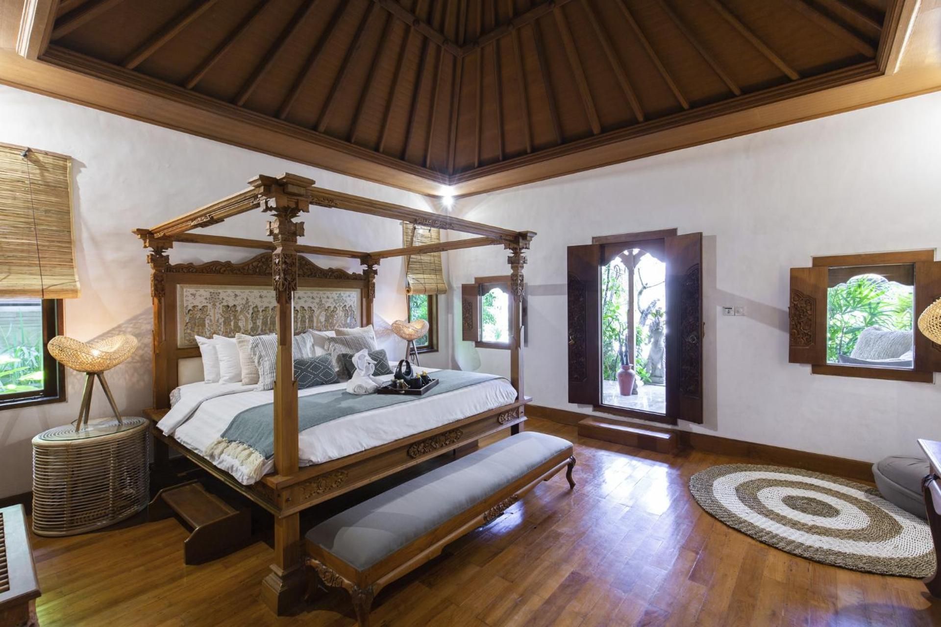 Deluxe King Suite