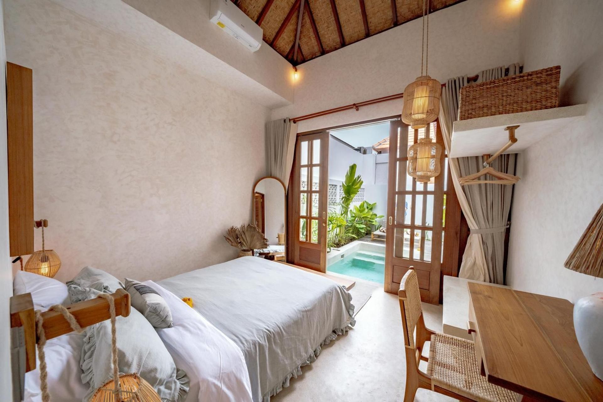 One-Bedroom Villa