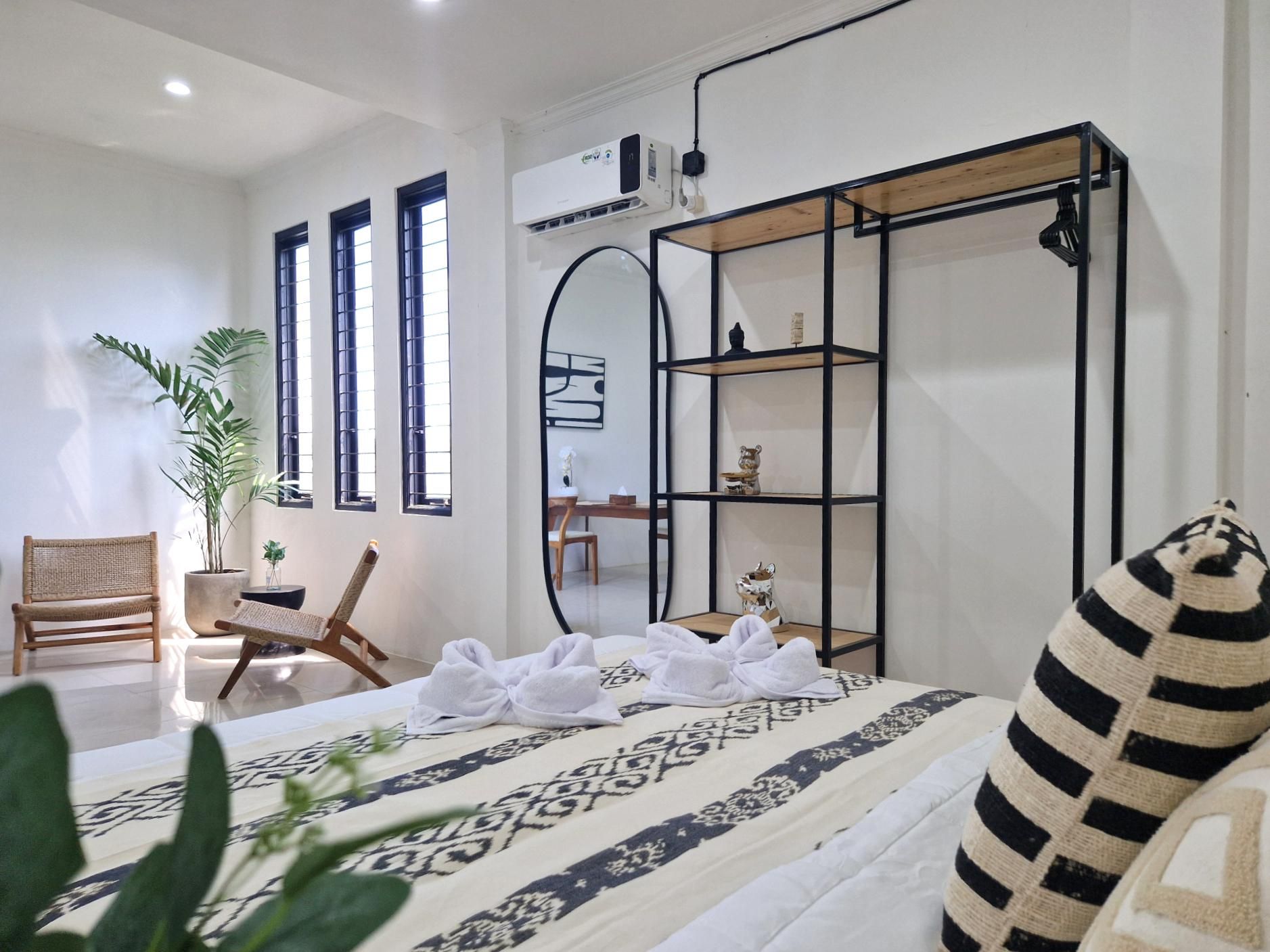 Deluxe Home