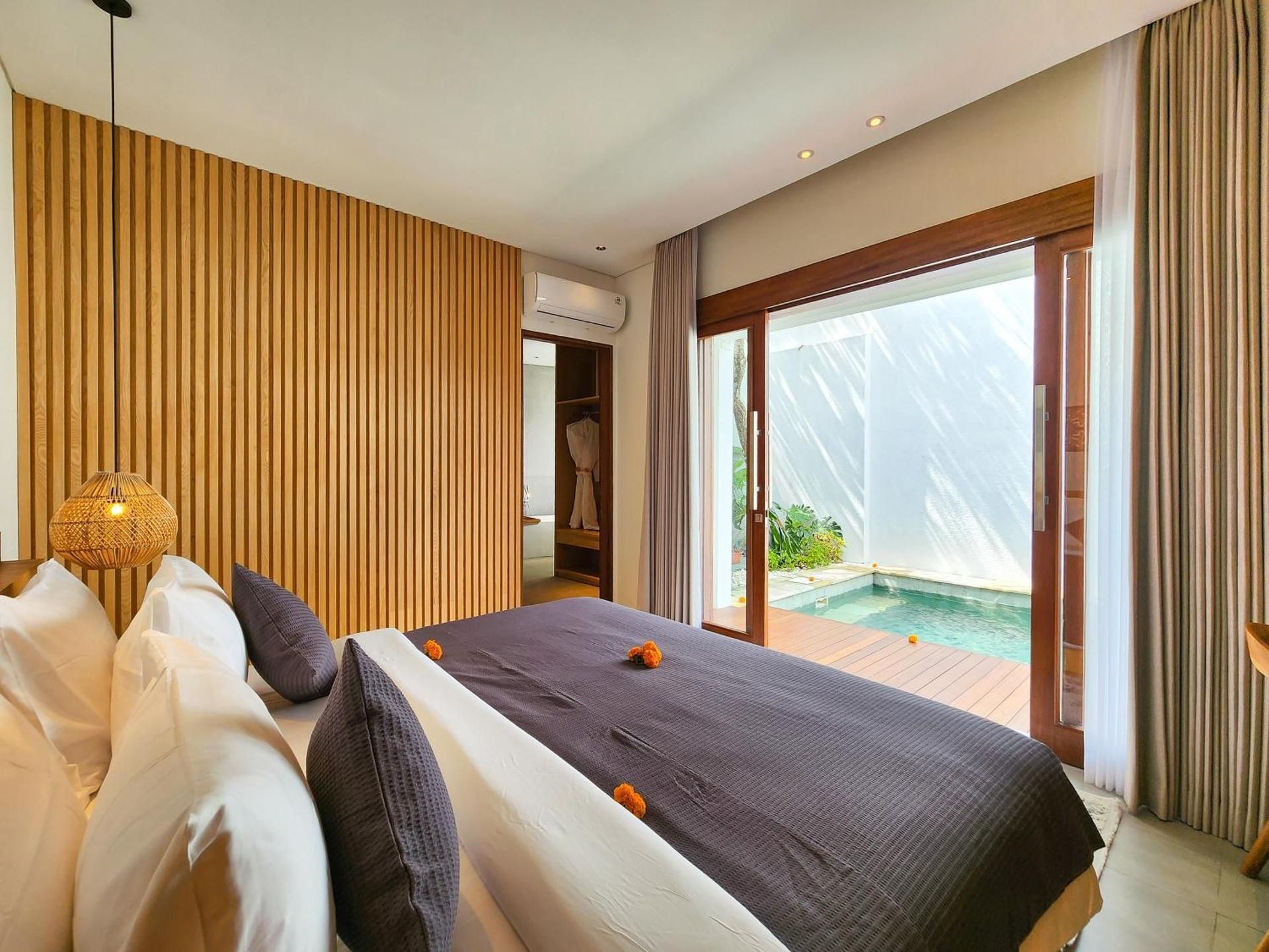 One-Bedroom Villa