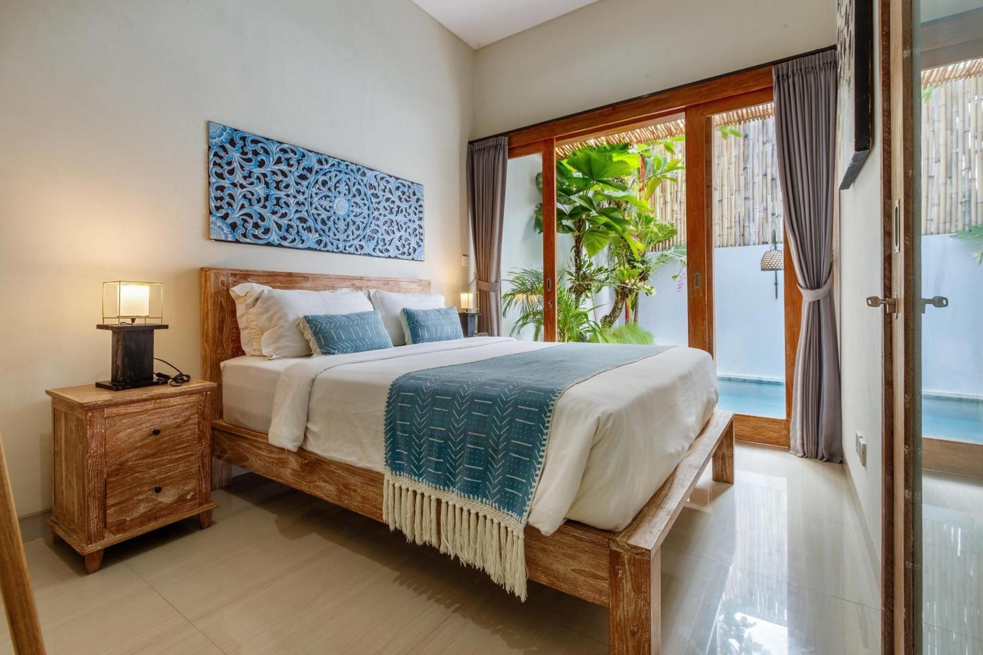 Deluxe Villa