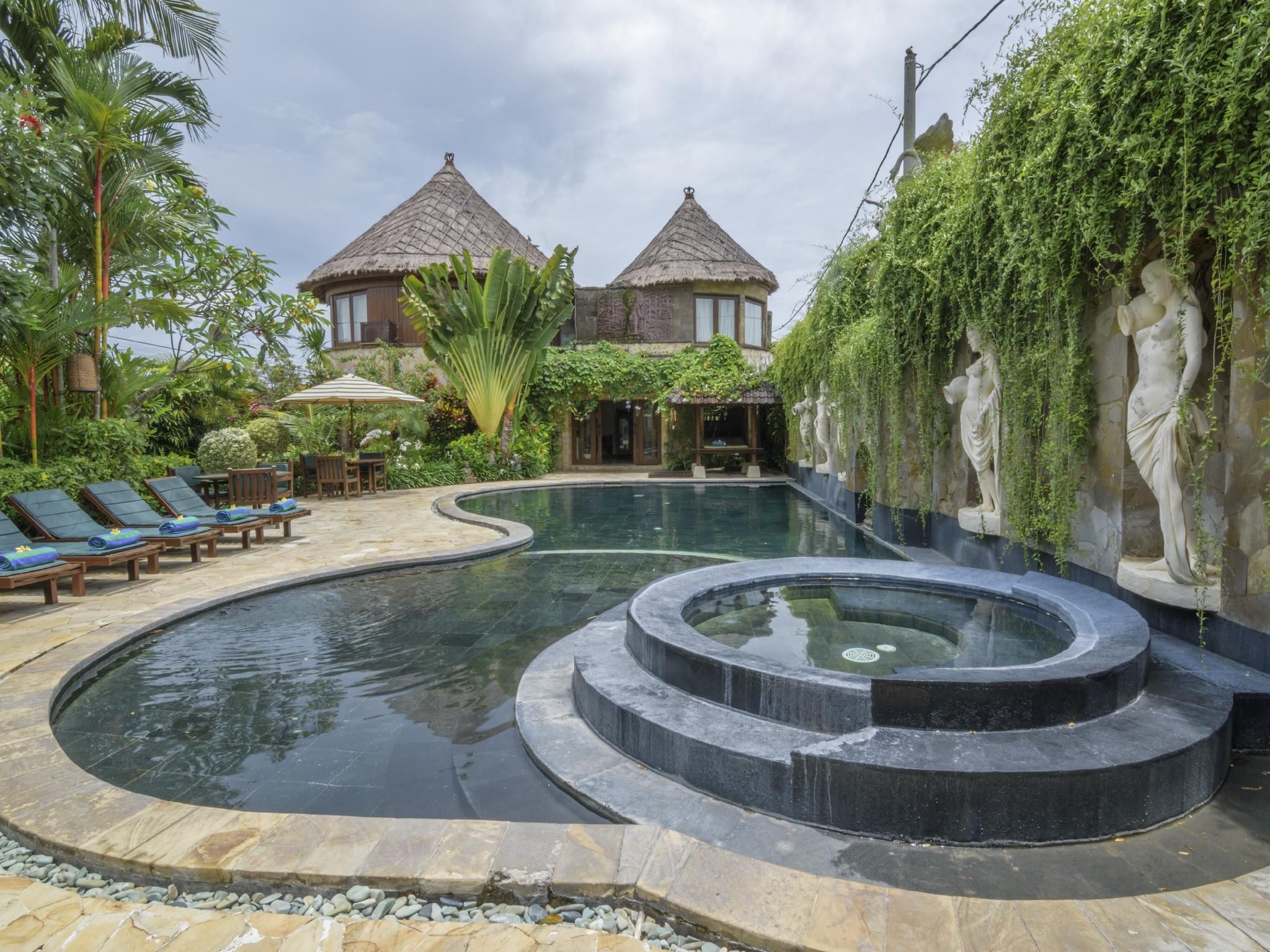 swimming pool [kids]