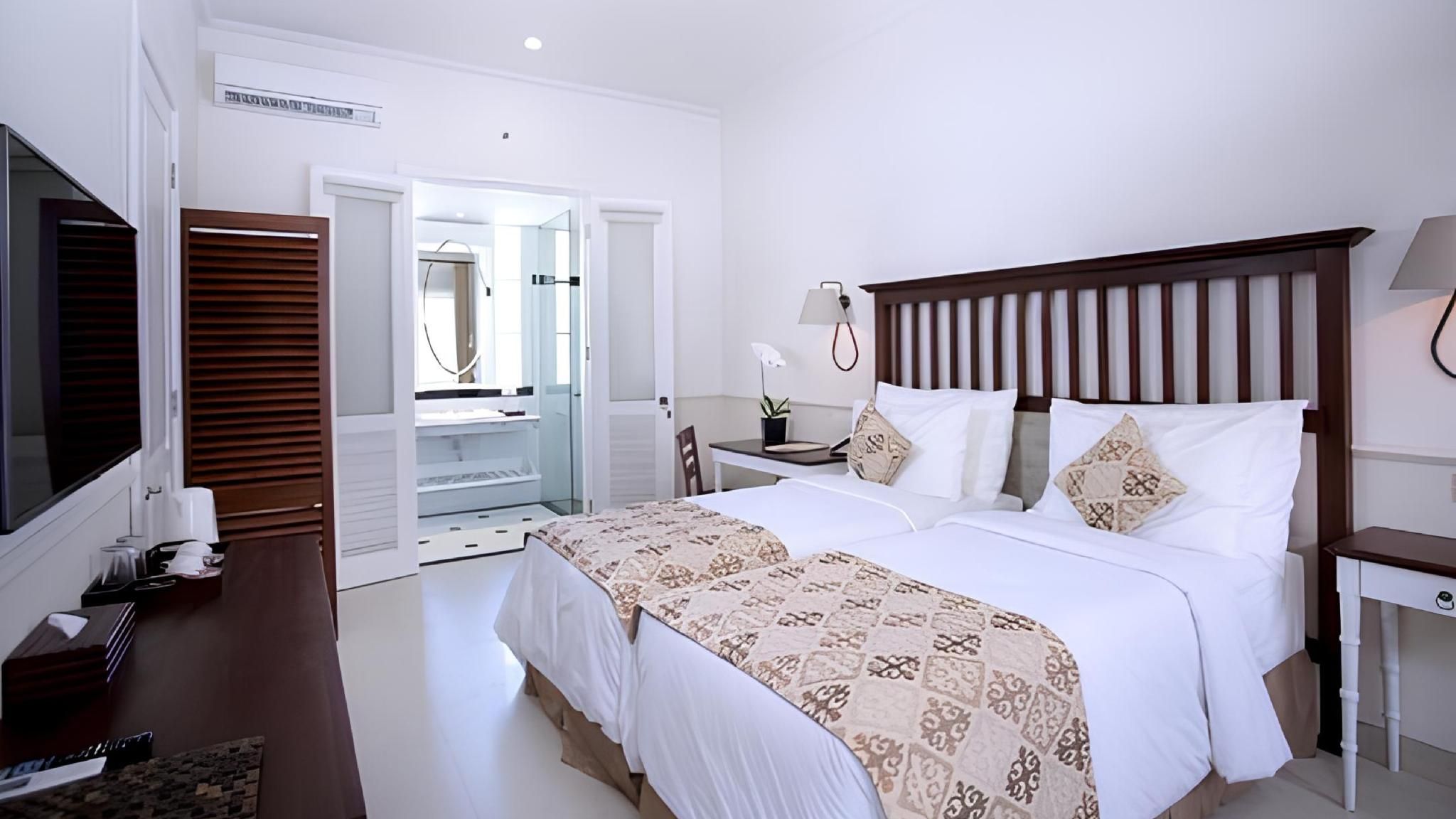 Deluxe Double or Twin Room