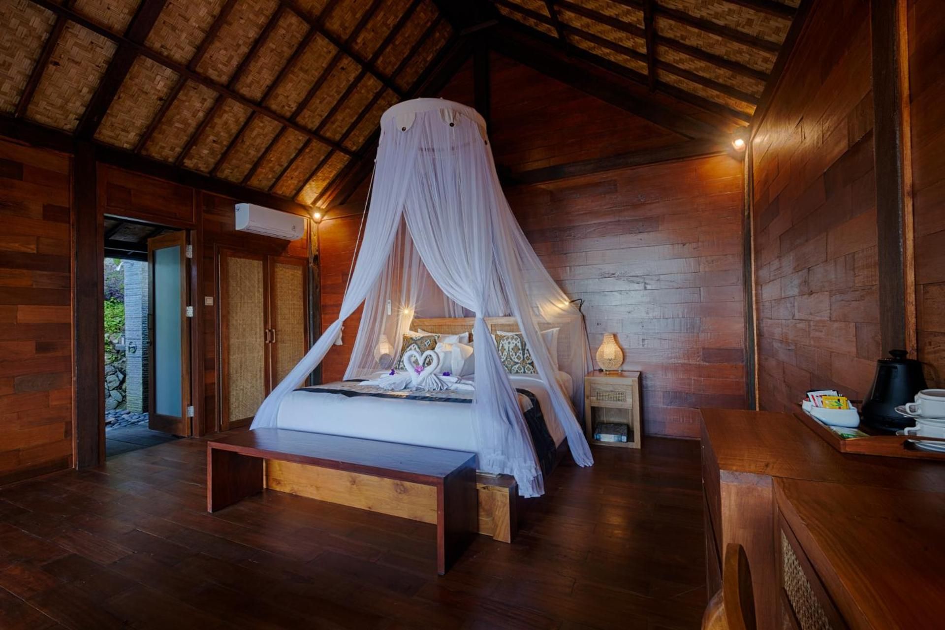 Deluxe Wani Pool Villa with View