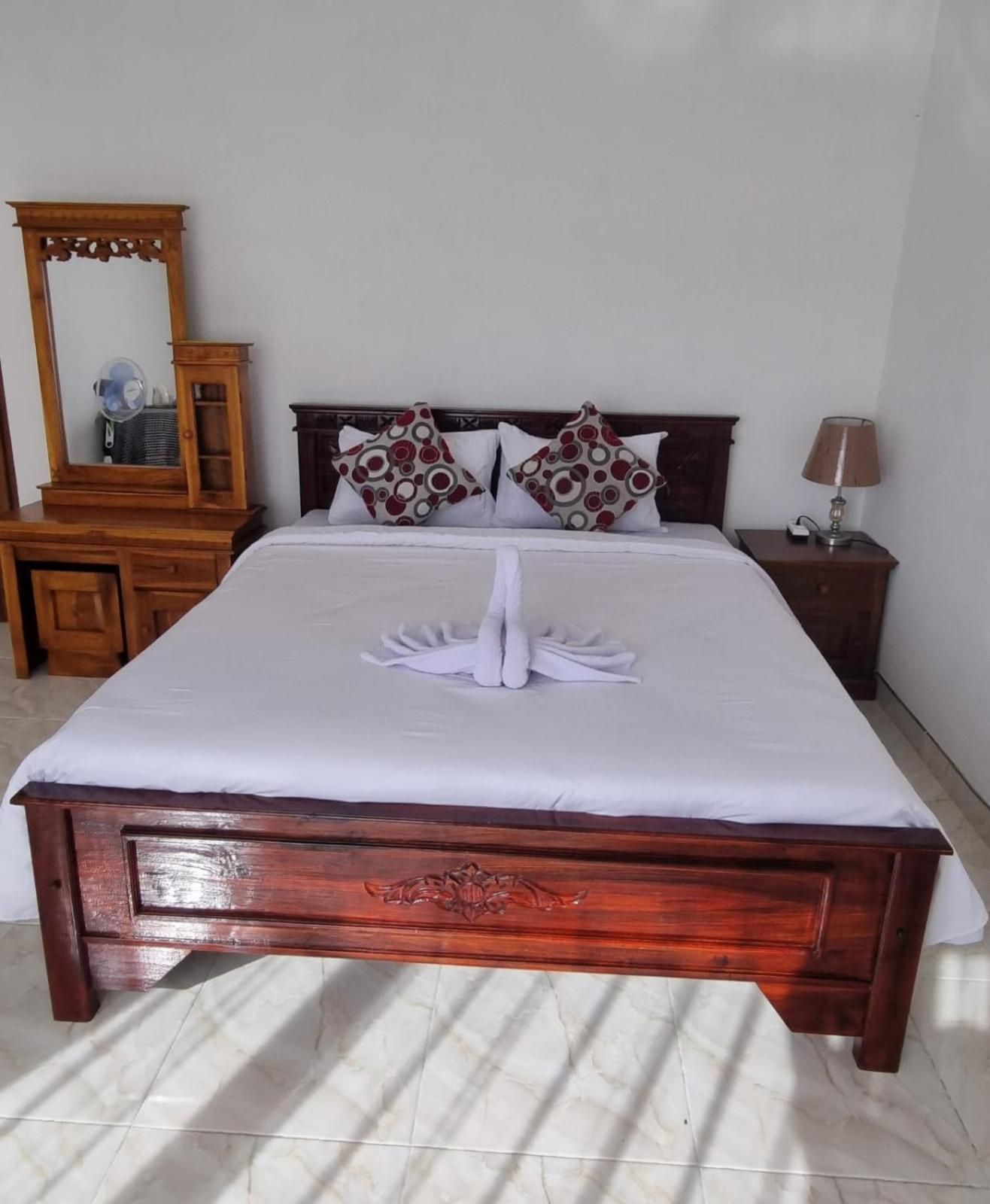 Double Room with Shared Toilet