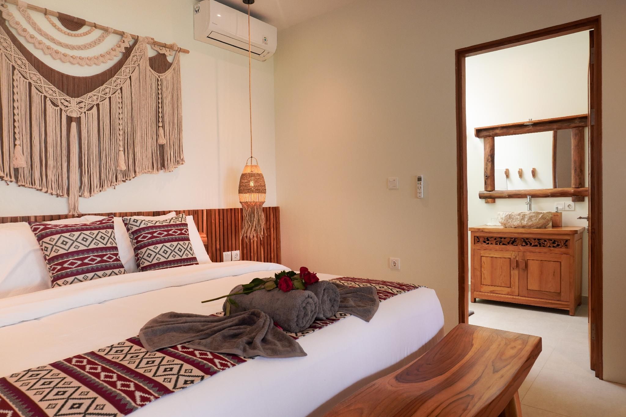 Villa 1 BR Private Pool Beachfront