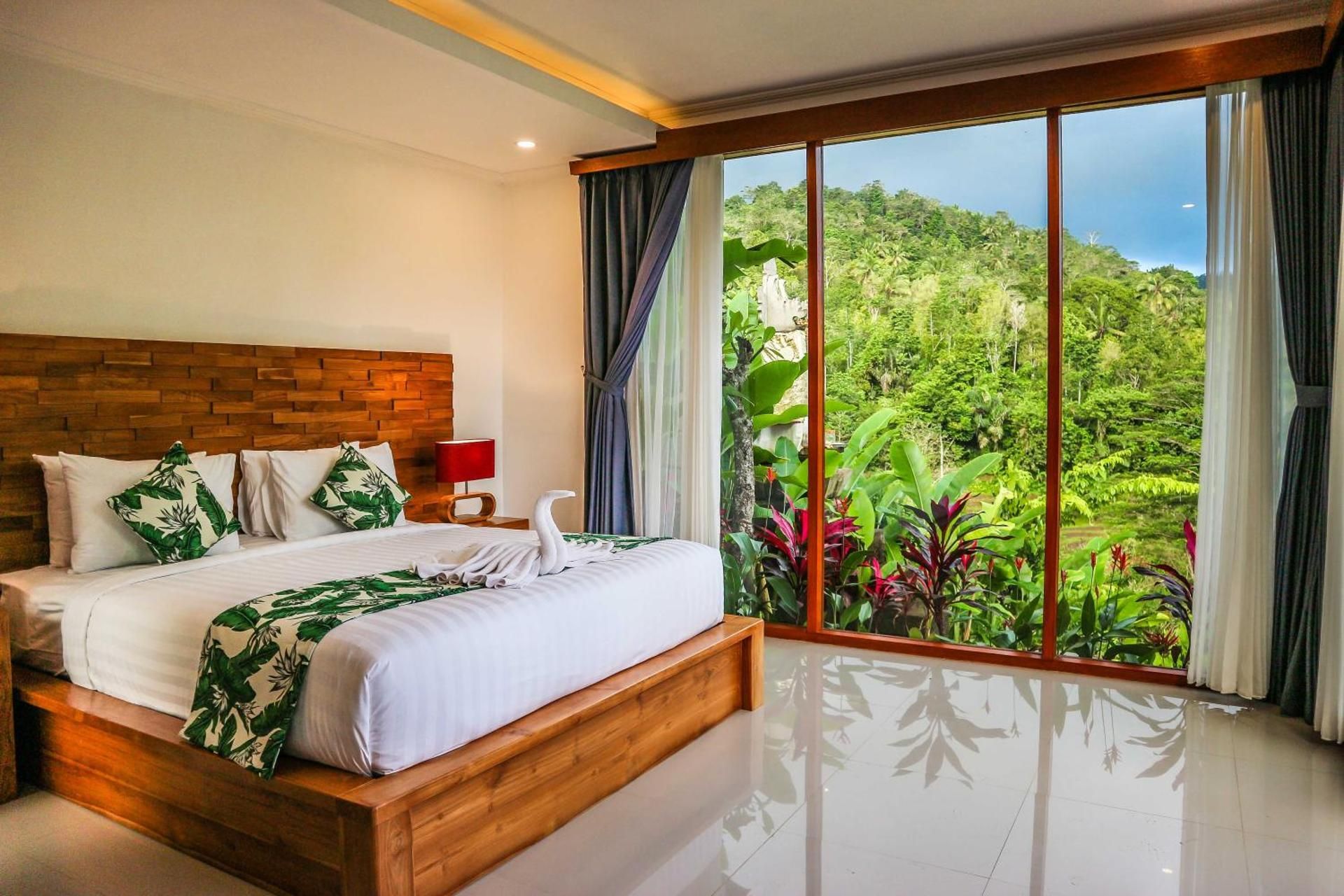 Two-Bedroom Pool Villa with Free 1x Floating Breakfast