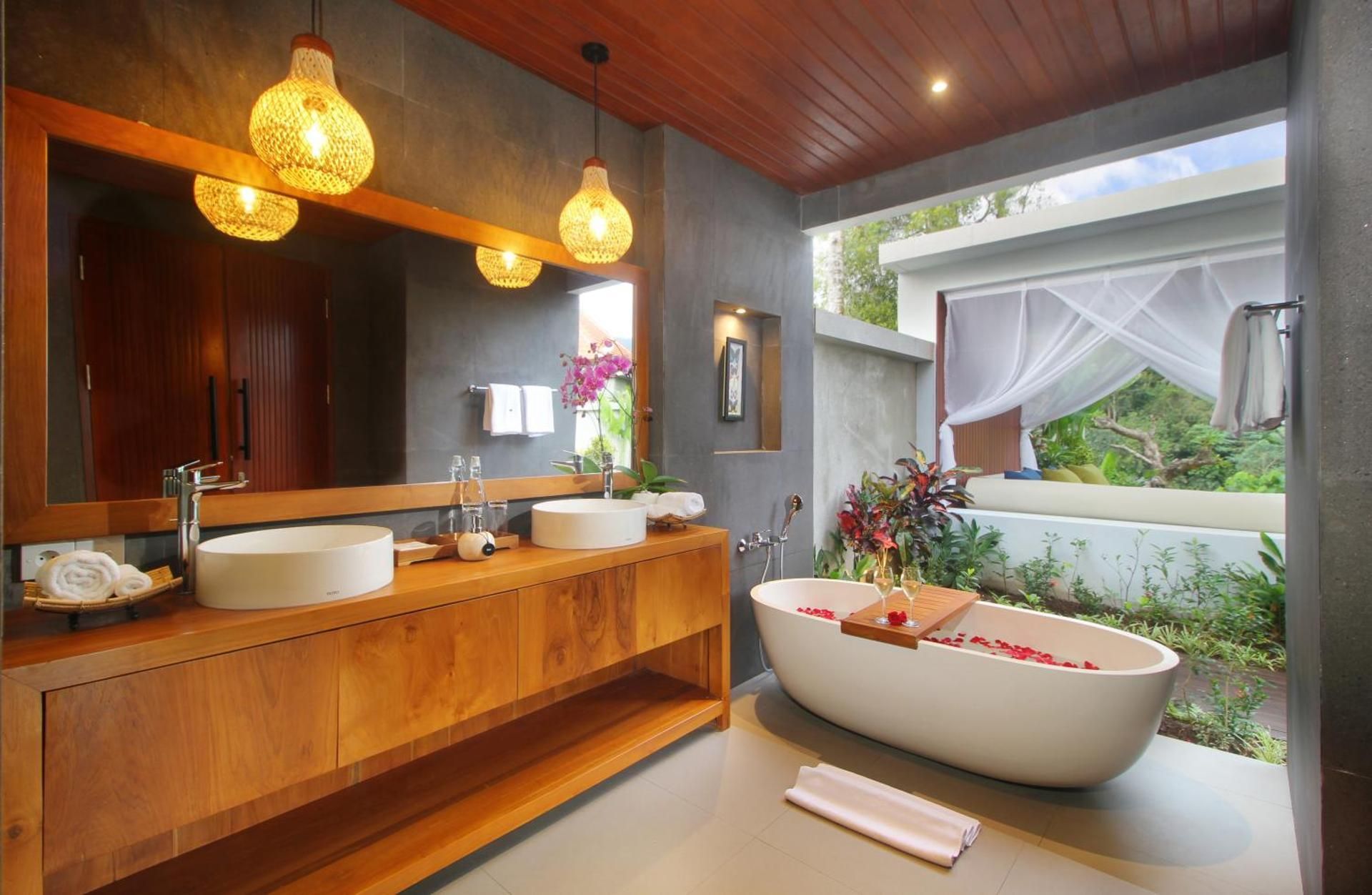 One-Bedroom Pool Villa with Free 1x Floating Breakfast