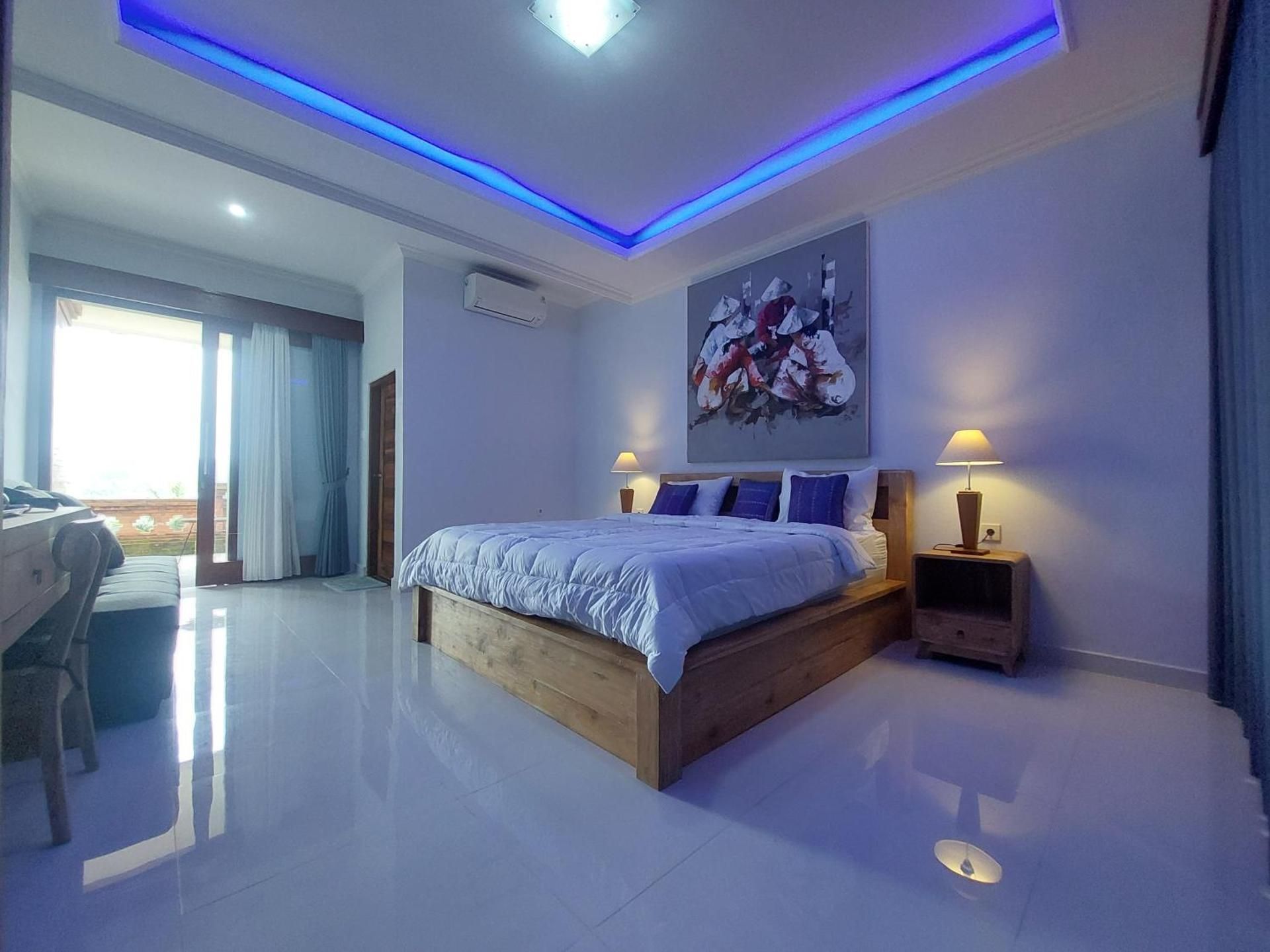 King Room with Balcony