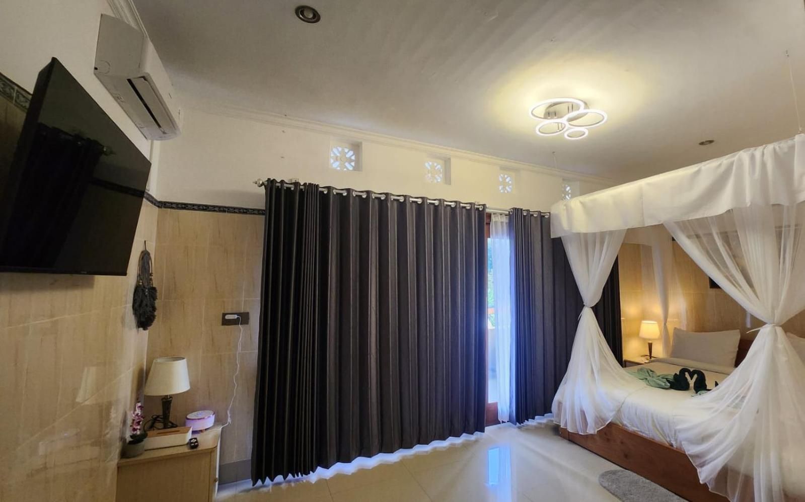 Double Room with Mountain View