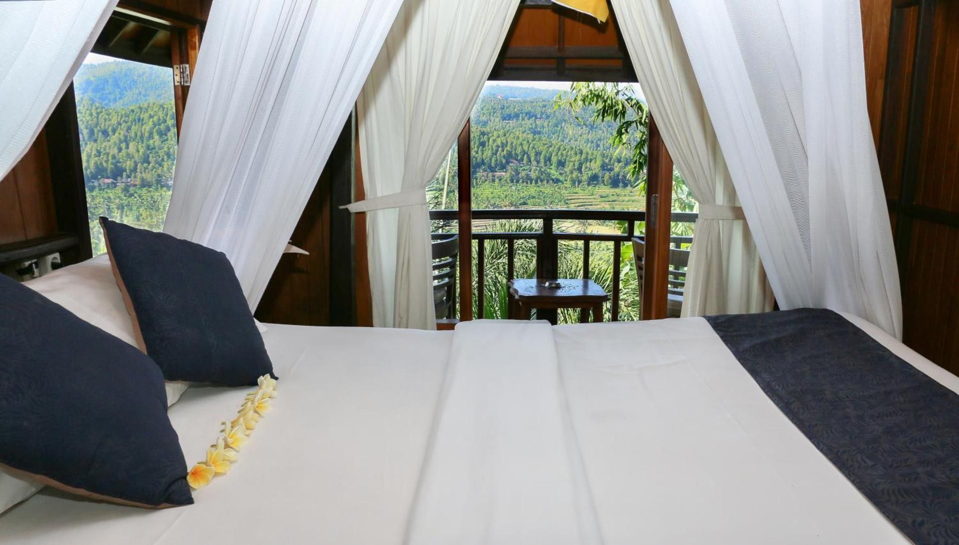 One-Bedroom Bungalow