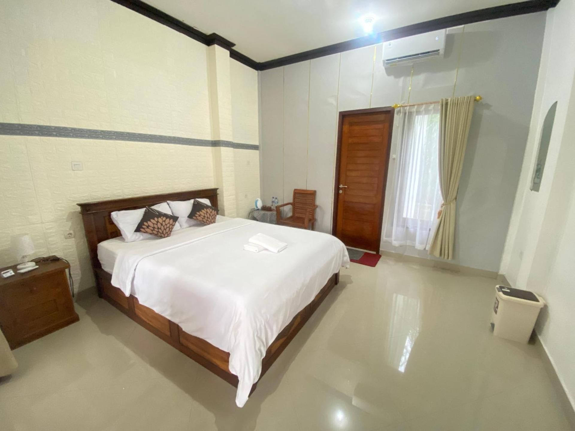 Deluxe Home