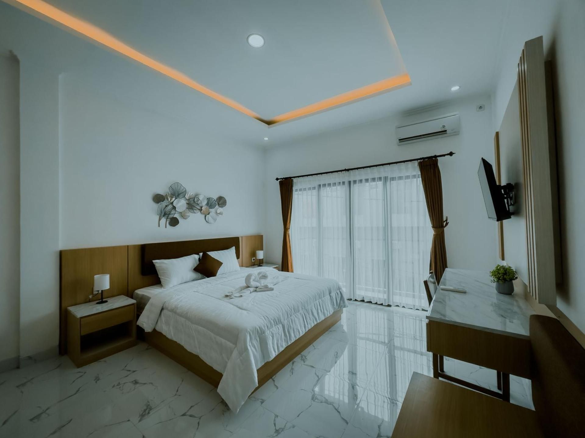 Deluxe Double Room with Balcony