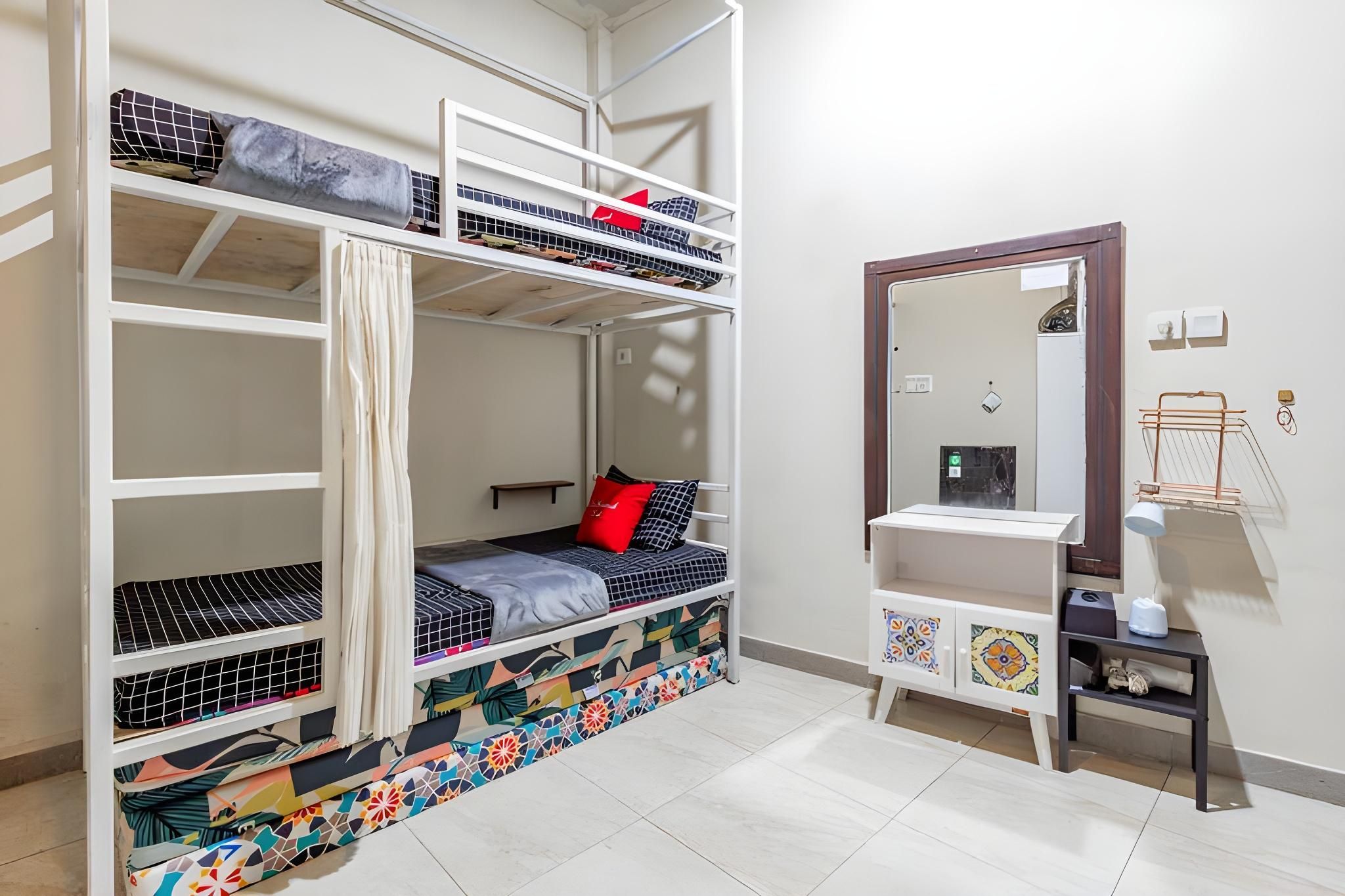 Suite Family Room
