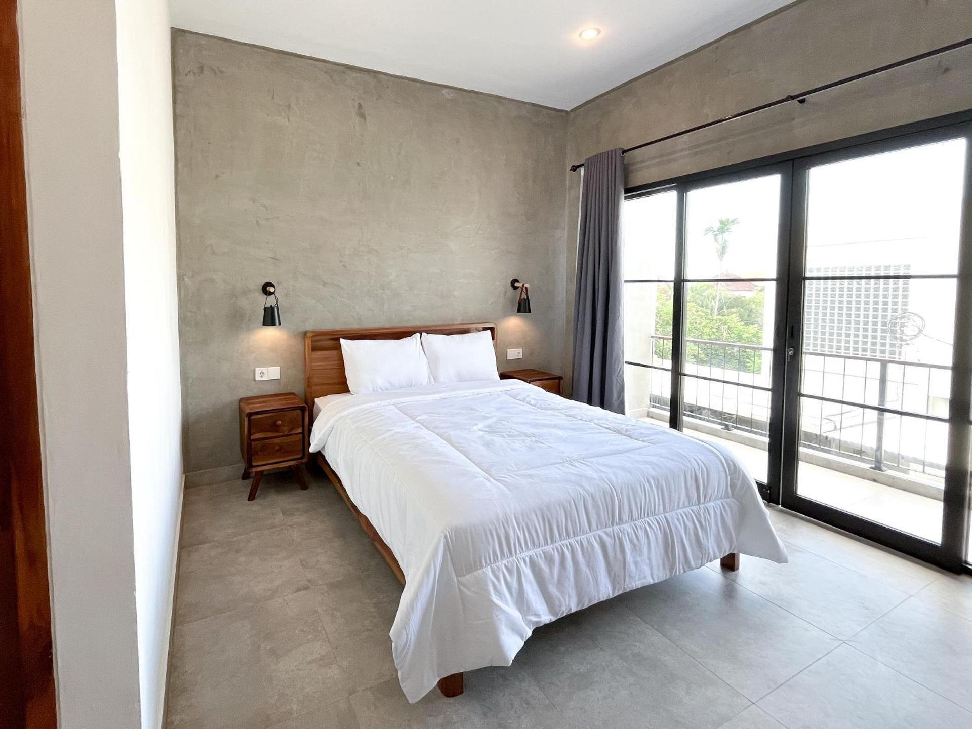 Deluxe Double Room with Pool View