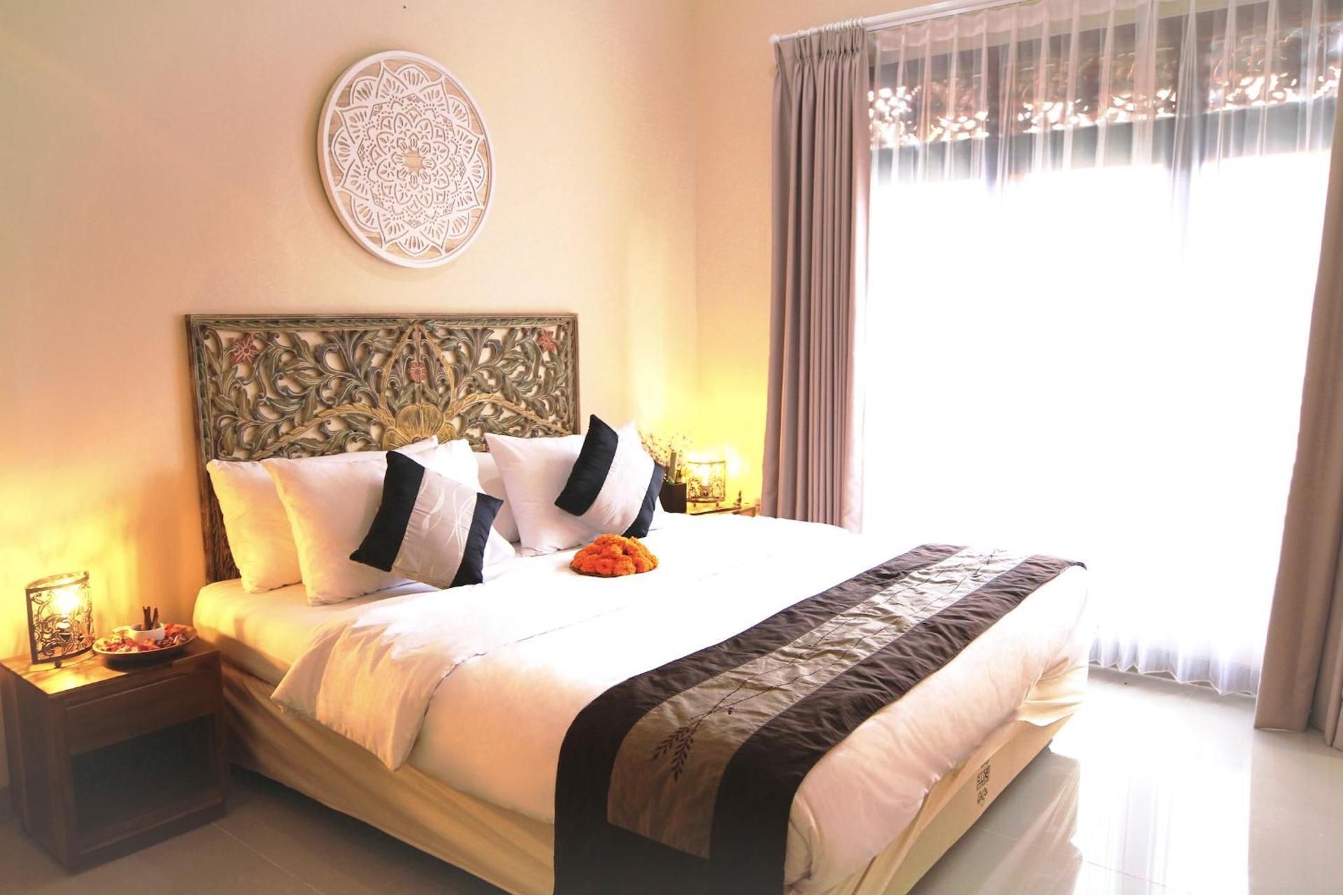Queen Room with Garden View