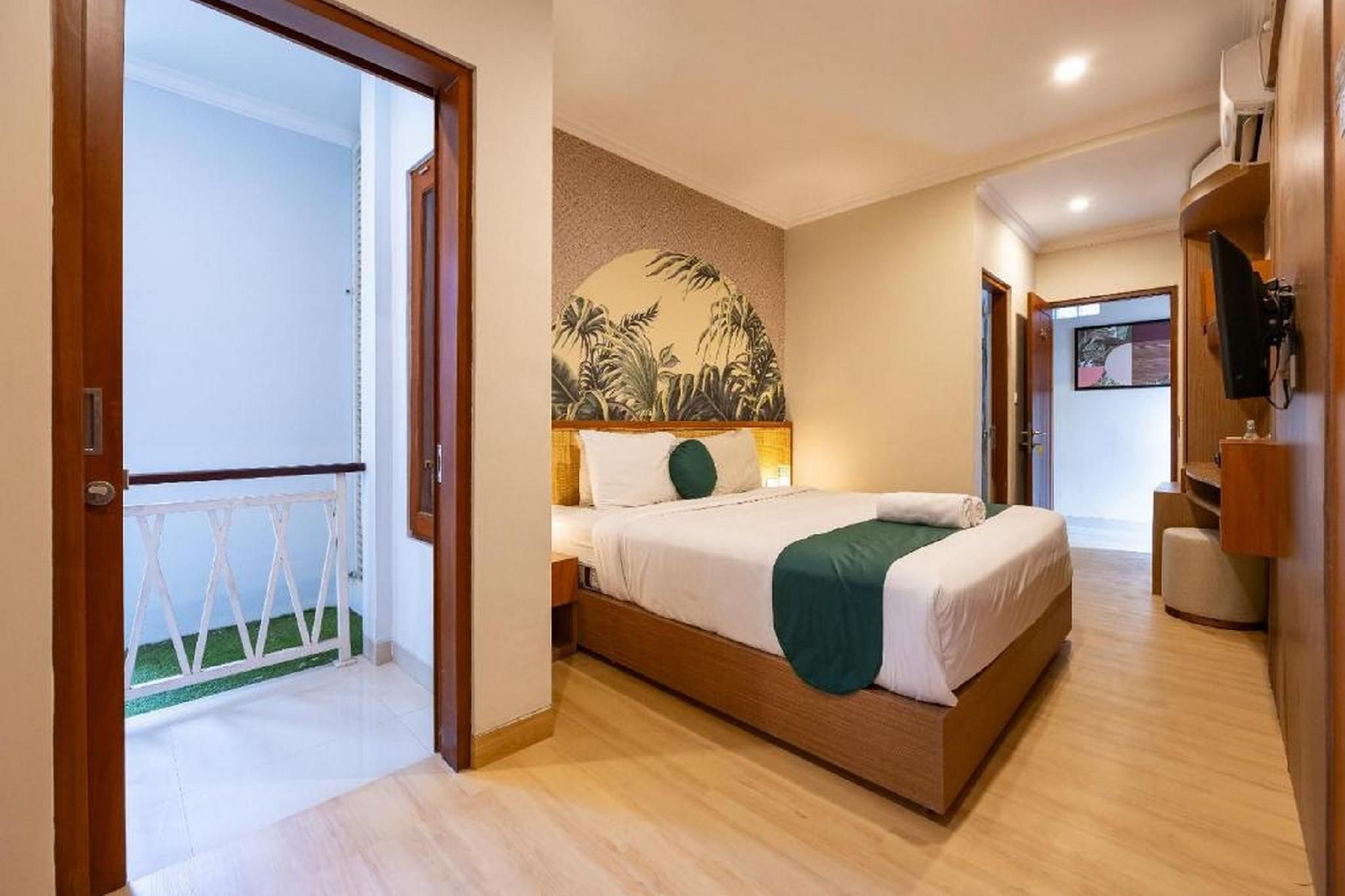 Superior Plus Room