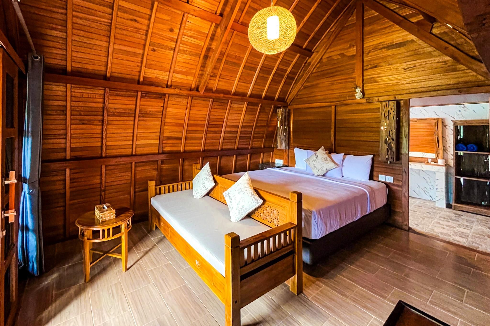 Lumbung Villa with Mountain View