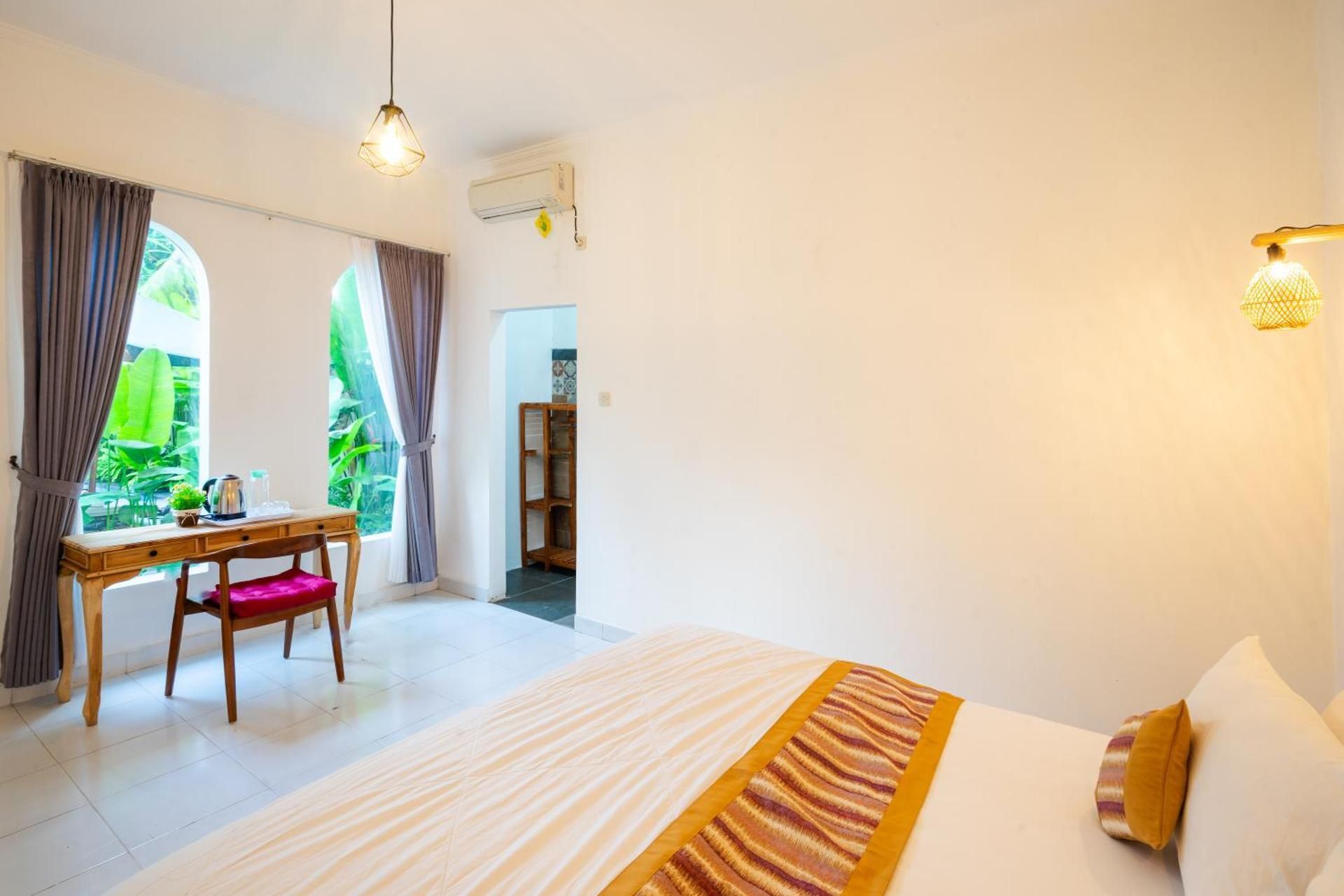 Deluxe Single Room
