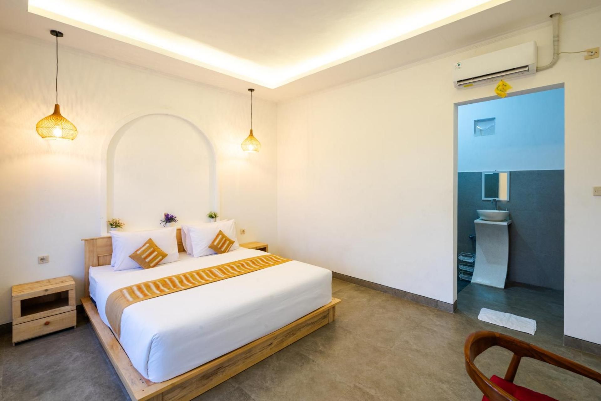 King Room with Balcony