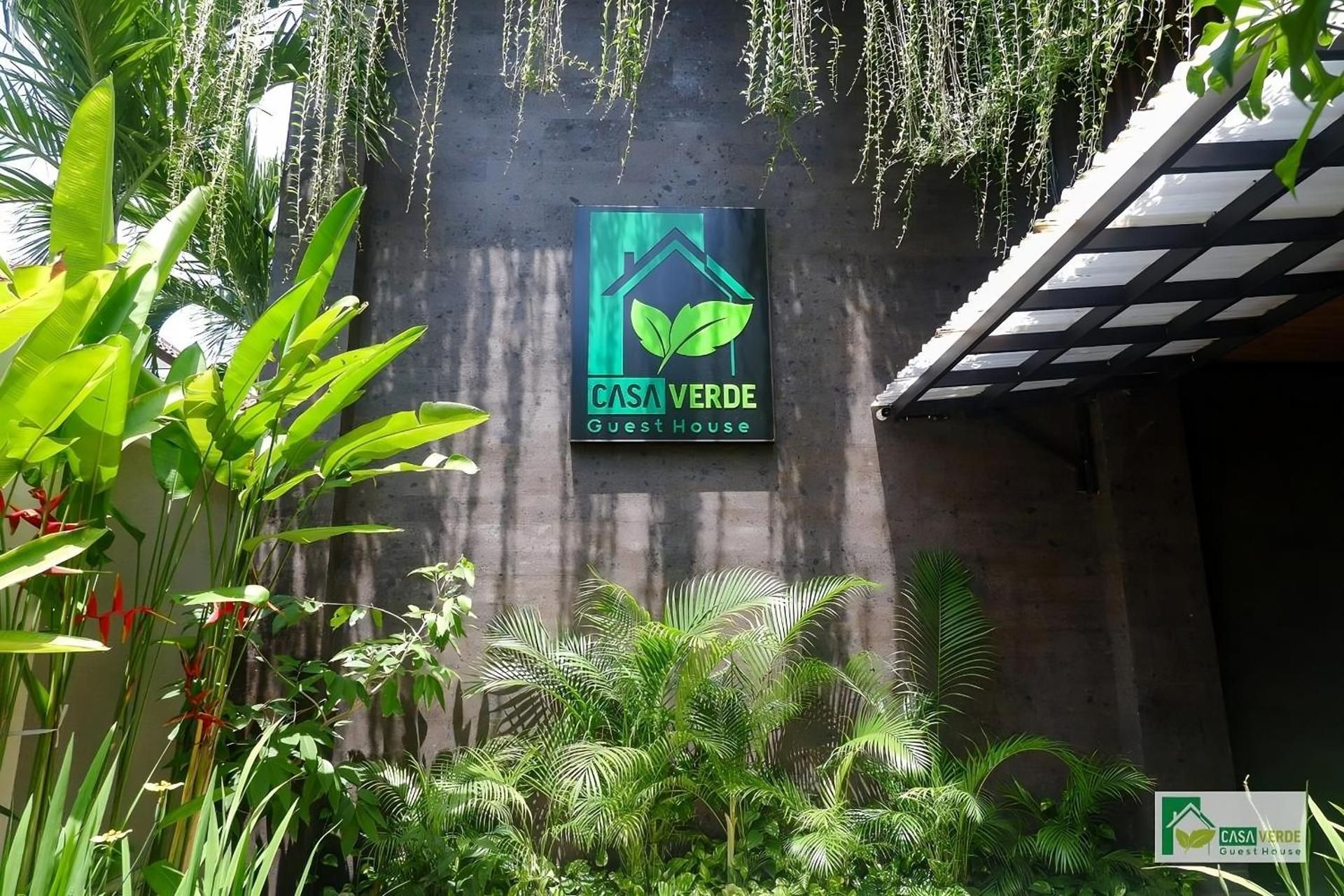 Casa Verde Guesthouse