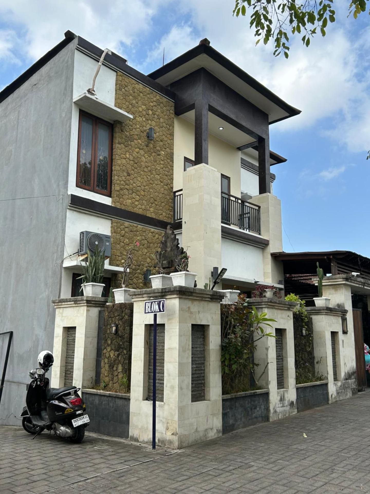 Mason house