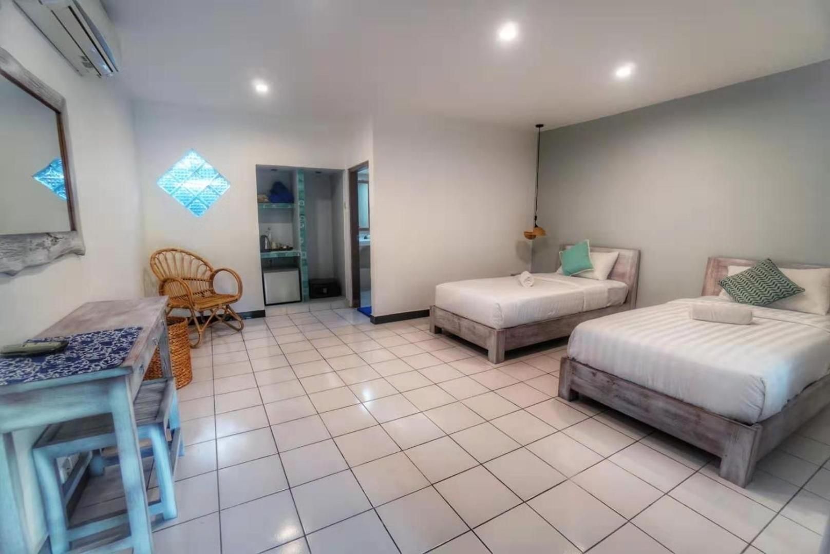 Standard Twin Room with Garden View