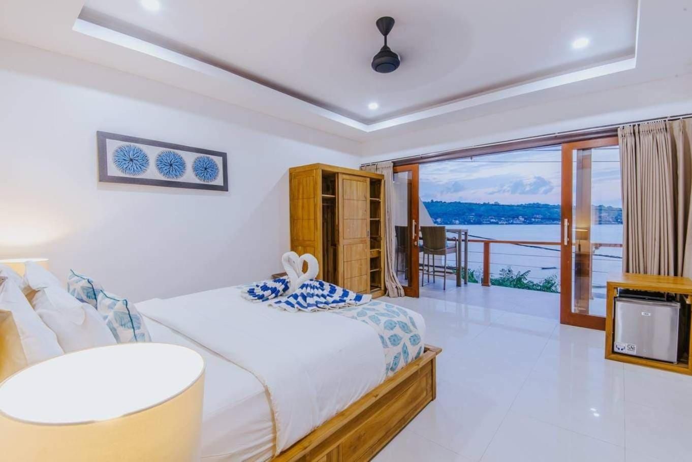 Villa with Sea View