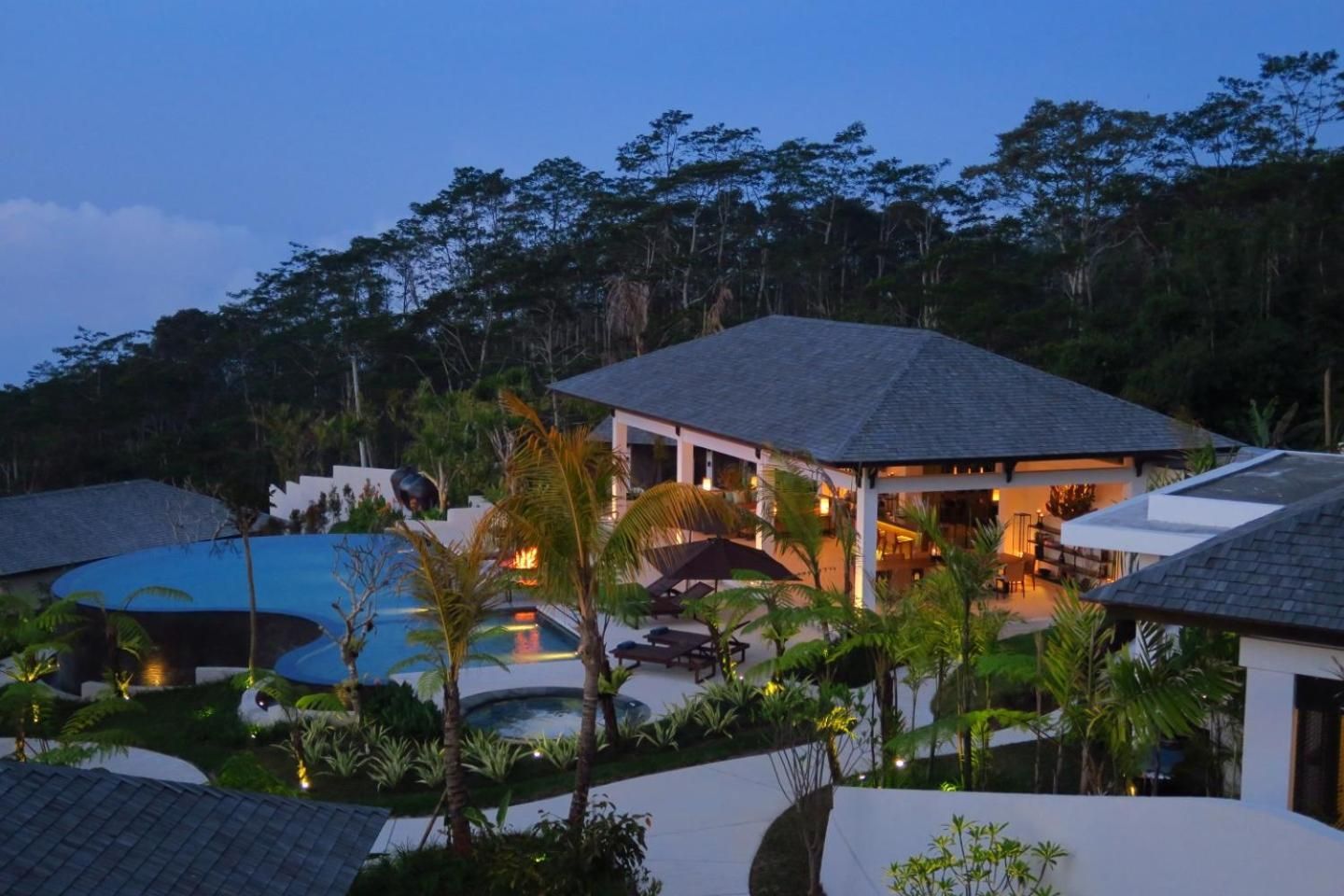 Five-Bedroom Villa