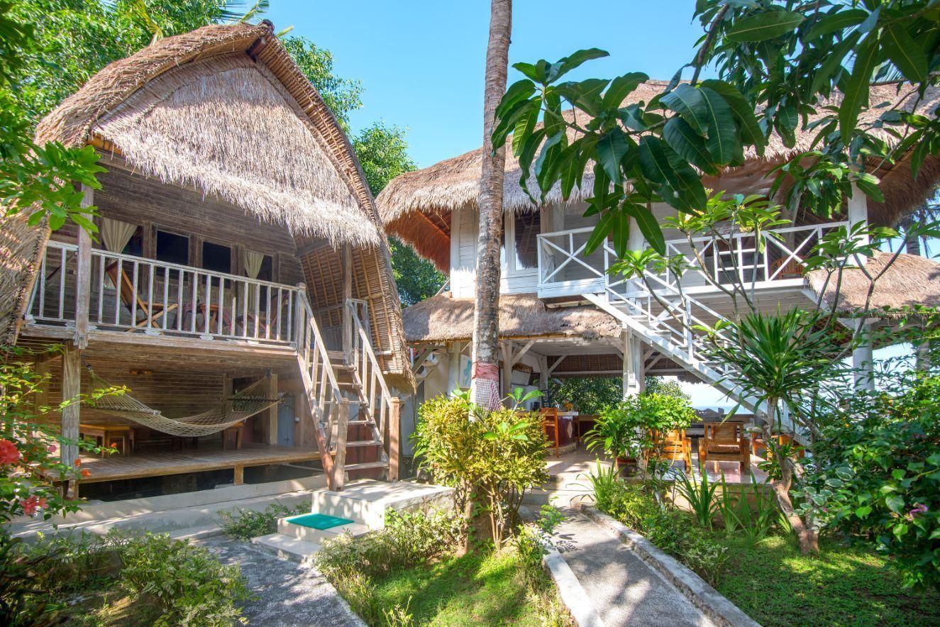 Mushroom Beach Bungalow