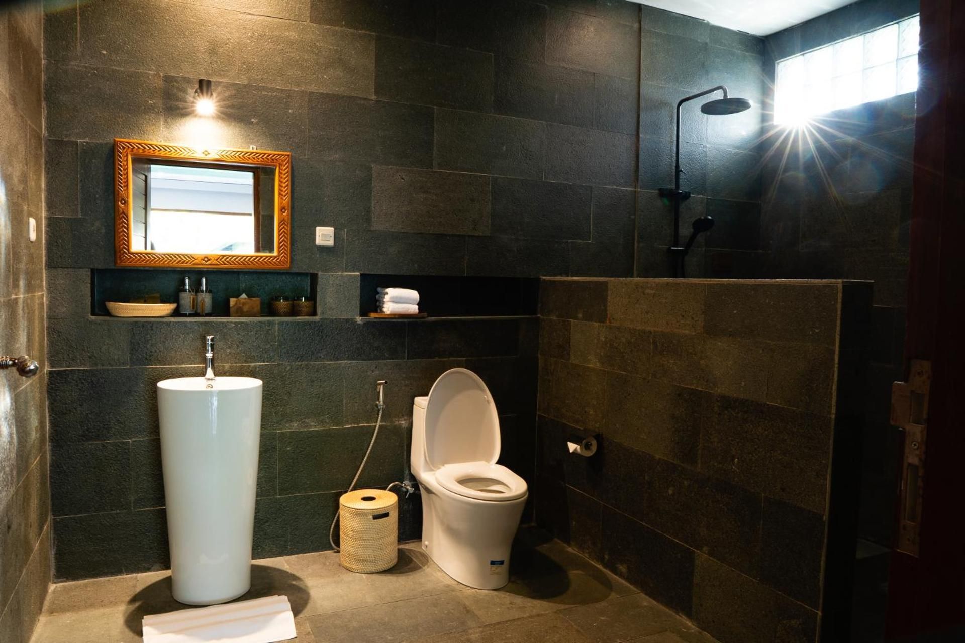 Seaside Oceana Suites by Mahaprana Suite with Garden View 2