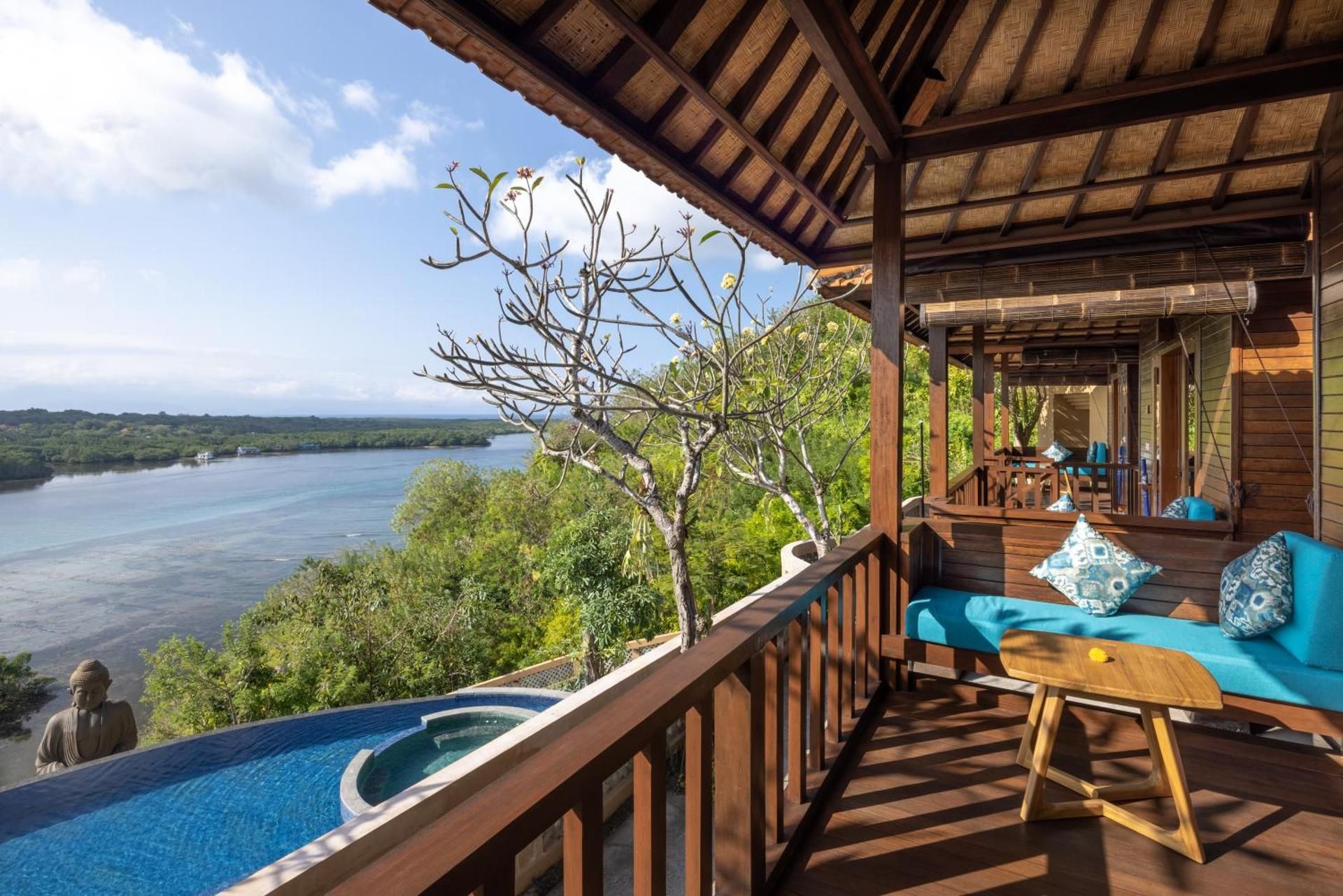 Wooden Lodge with Sea View with Daily Afternoon Tea