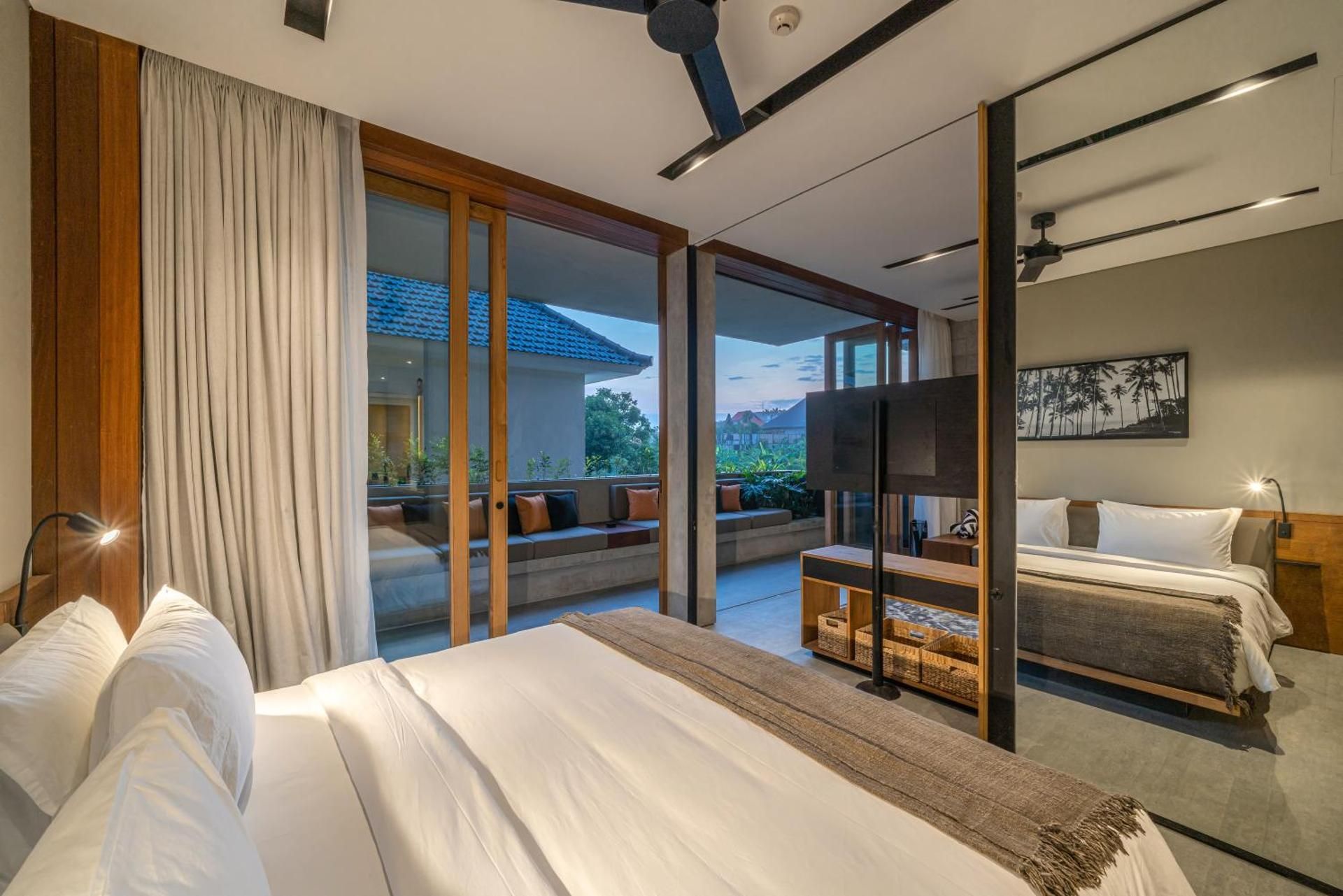 One-Bedroom Apartment with Balcony