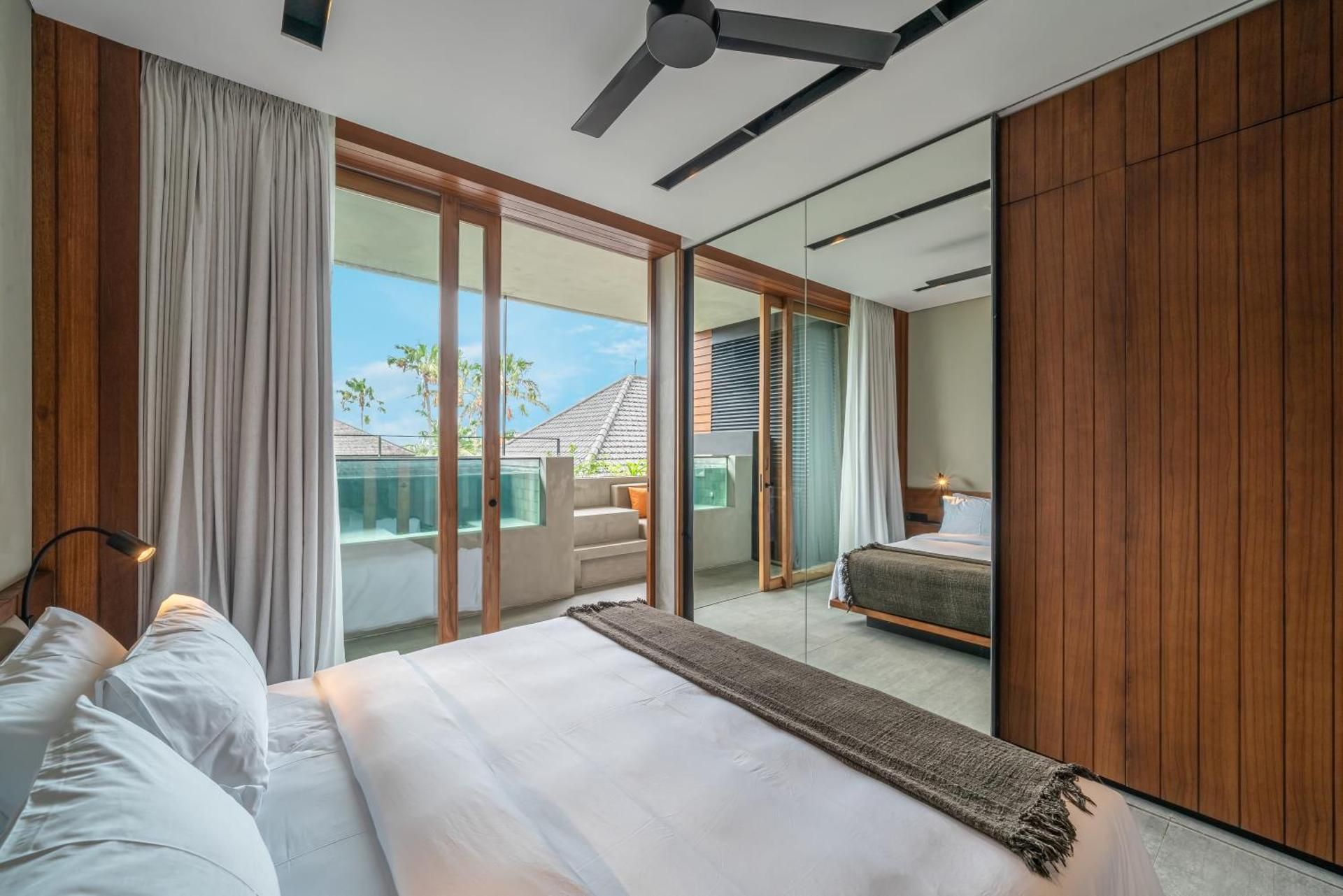 One-Bedroom Apartment with Balcony & Hot Bath