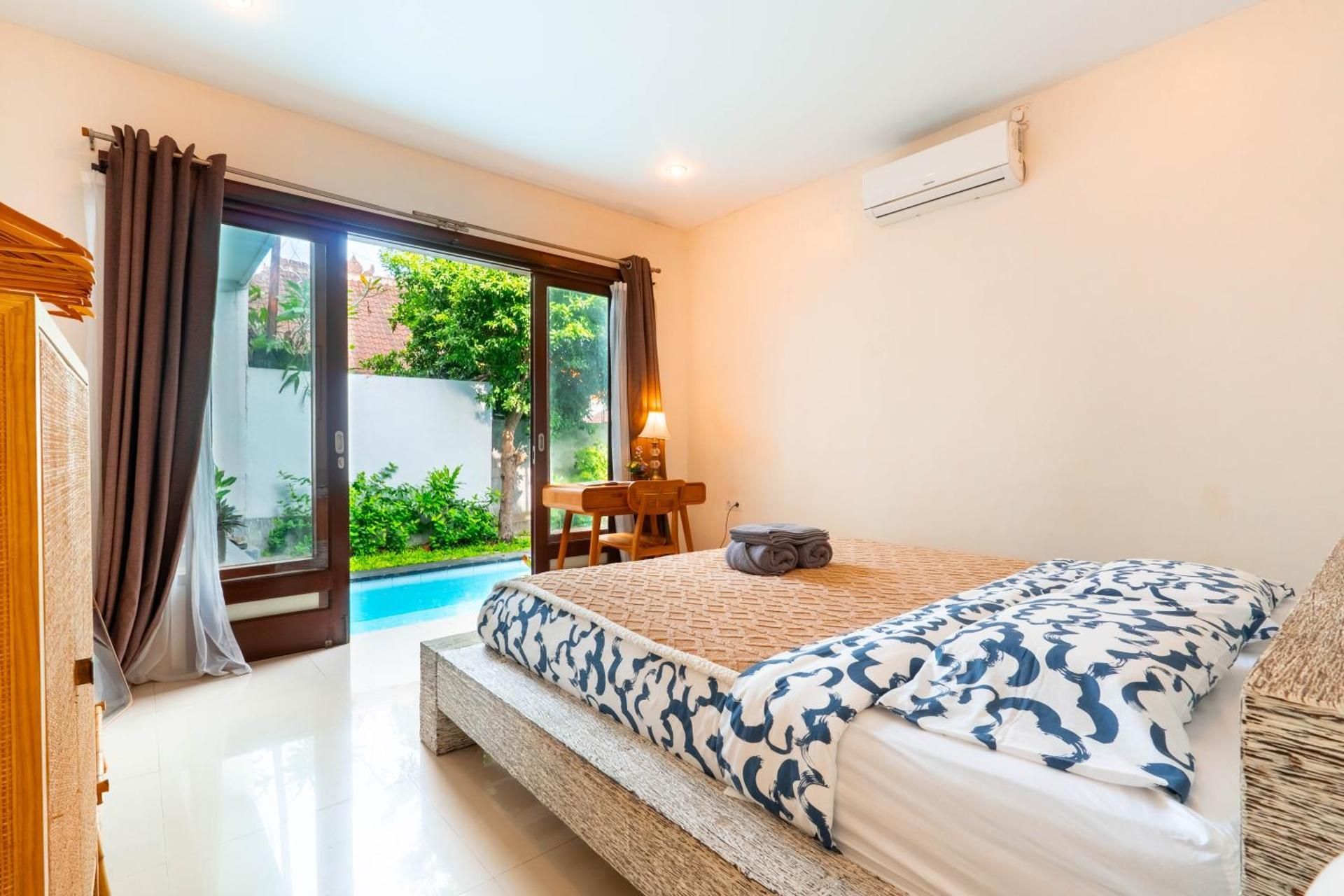 Deluxe Double Room (2 Adults + 1 Child)