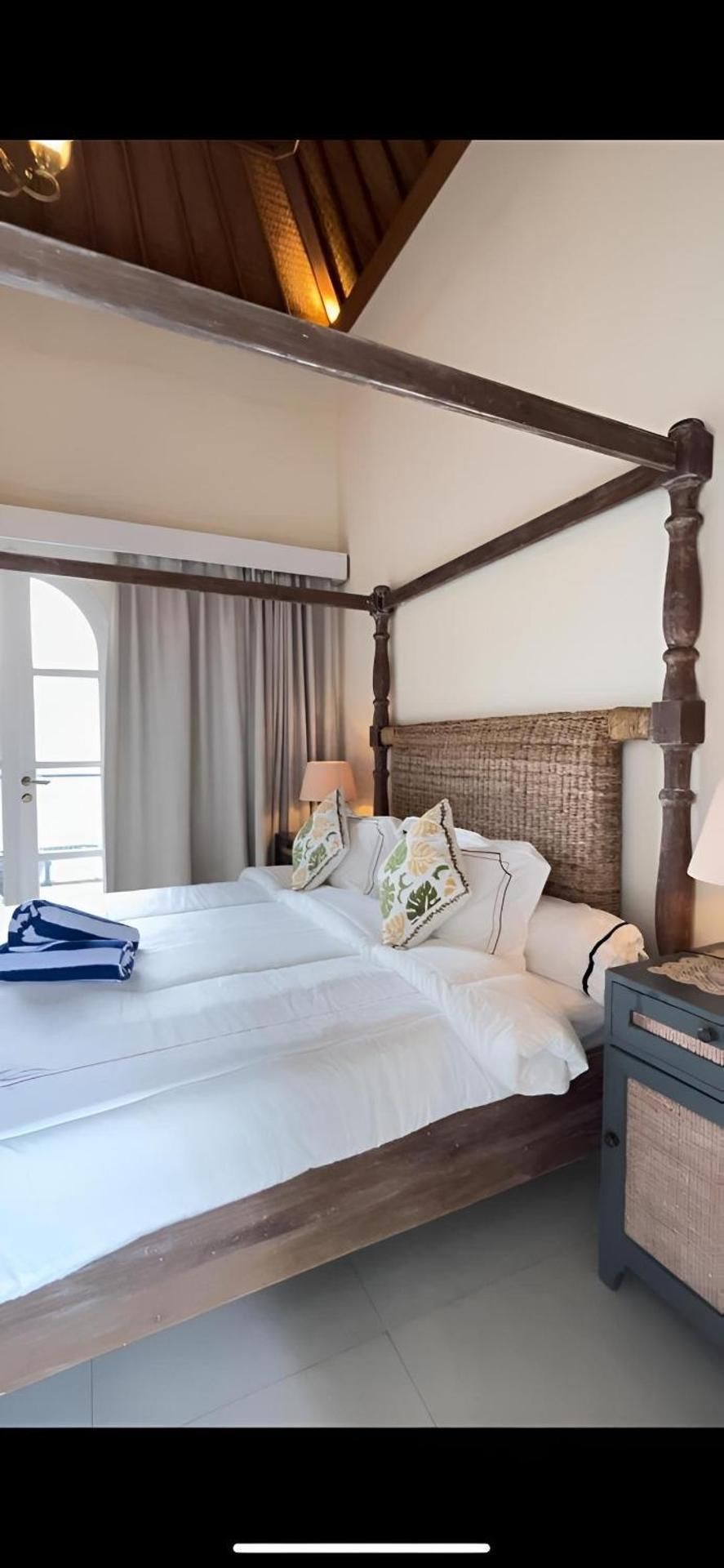 Queen Room with Balcony