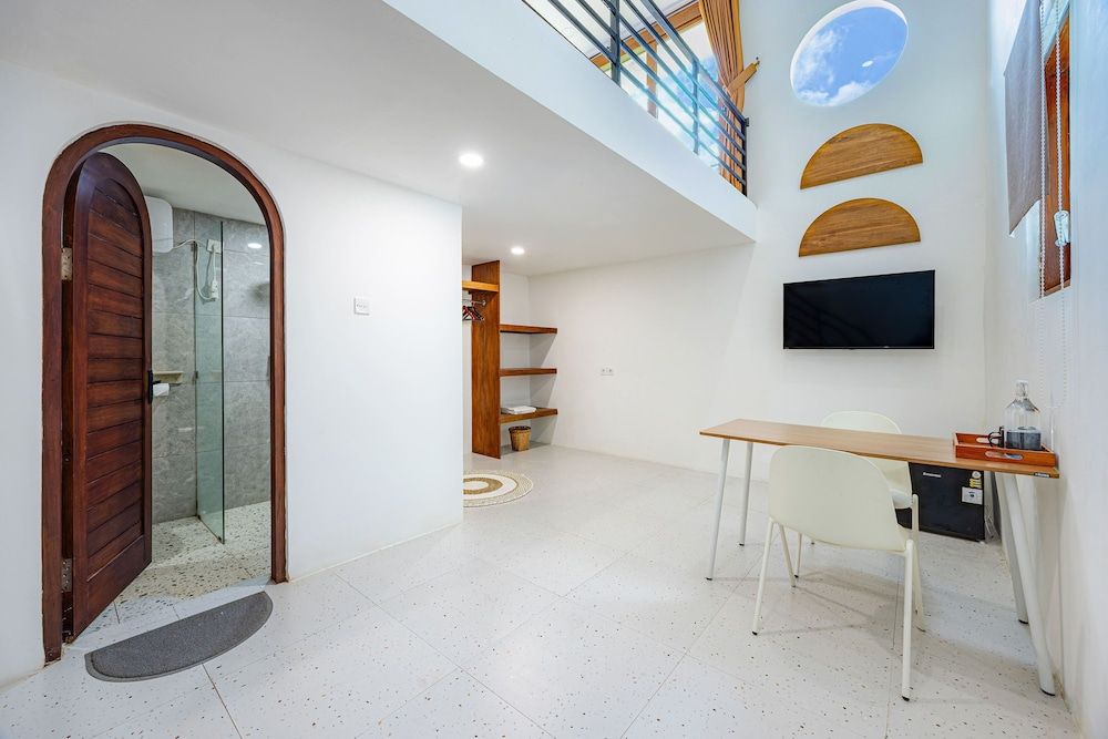 Cove Kisah Residence Deluxe Room 9