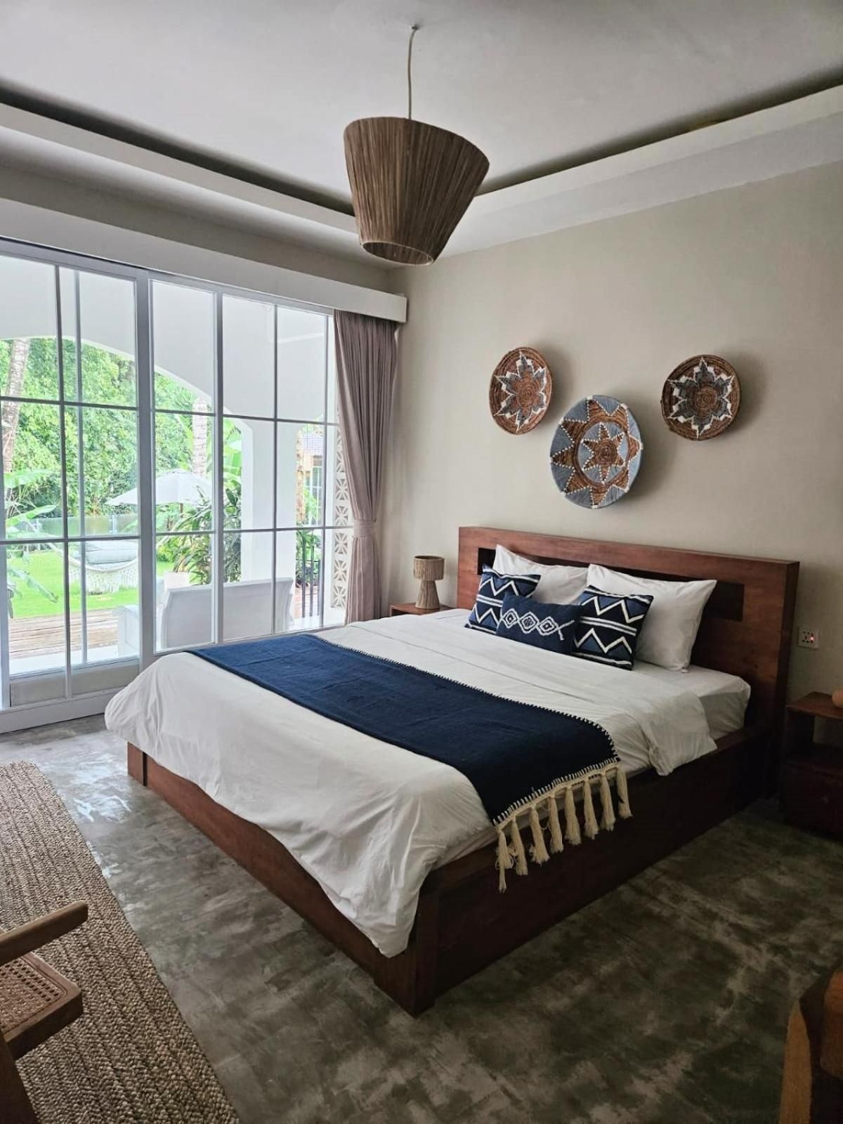 King Room with Pool View