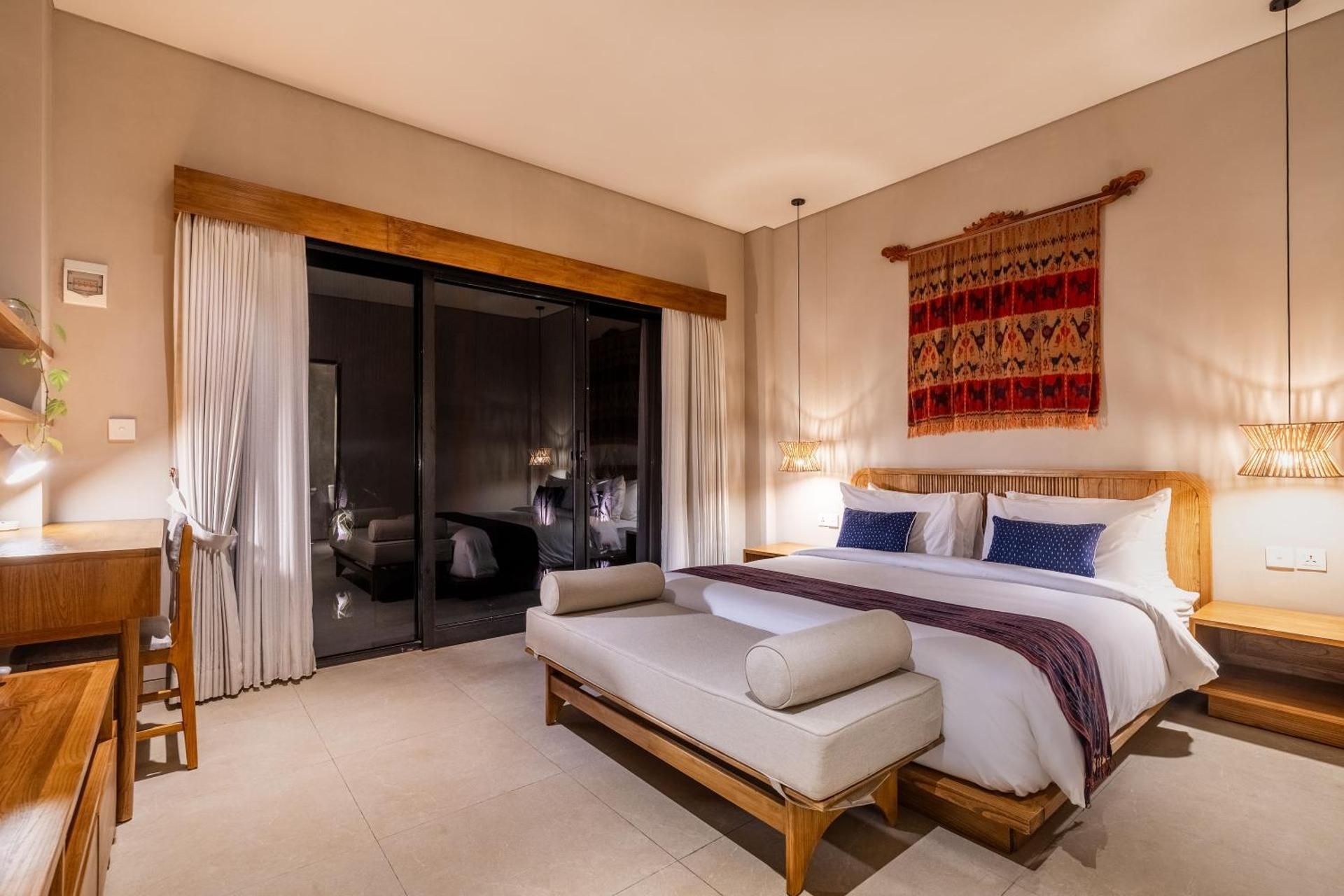 Suite with Pool View