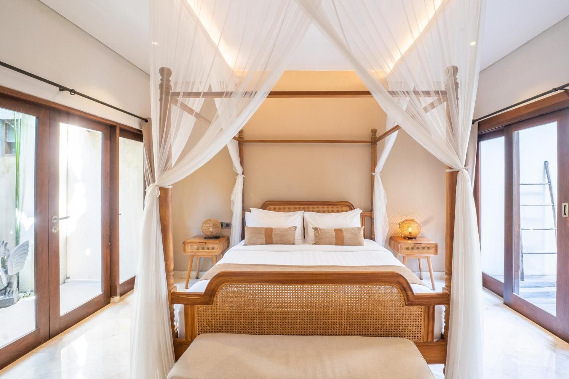 Two-Bedroom Villa with Private Pool - Villa Kamu