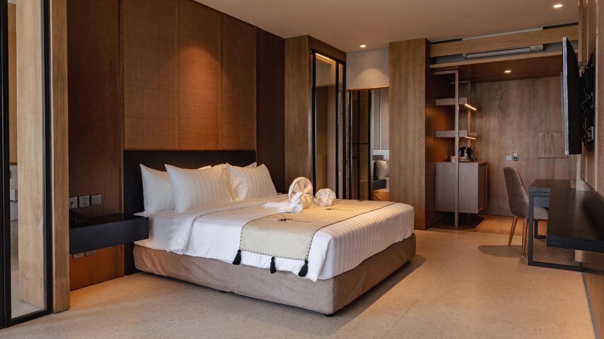 Suite with Balcony