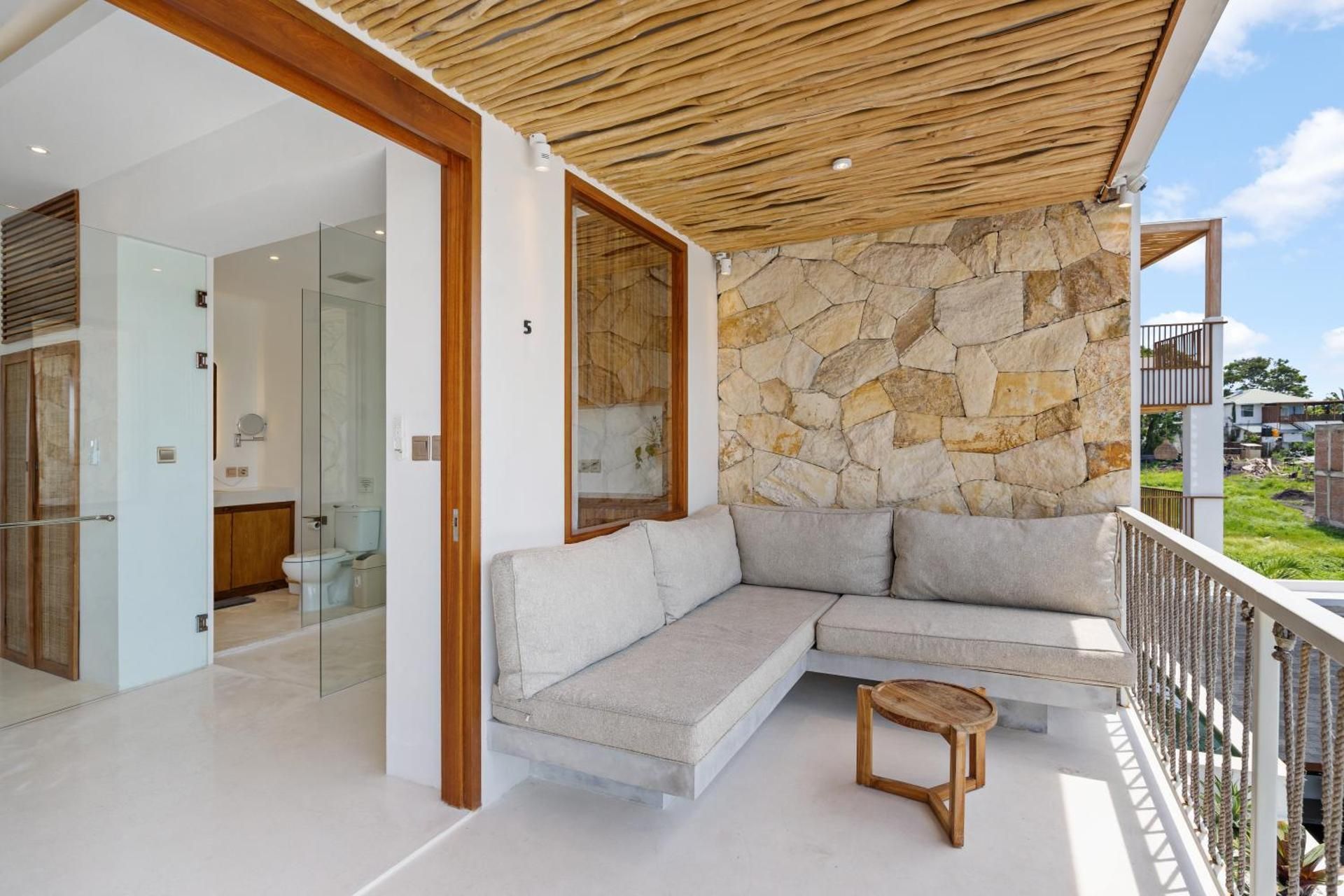 One Bedroom Villa with Balcony - PAGI 3