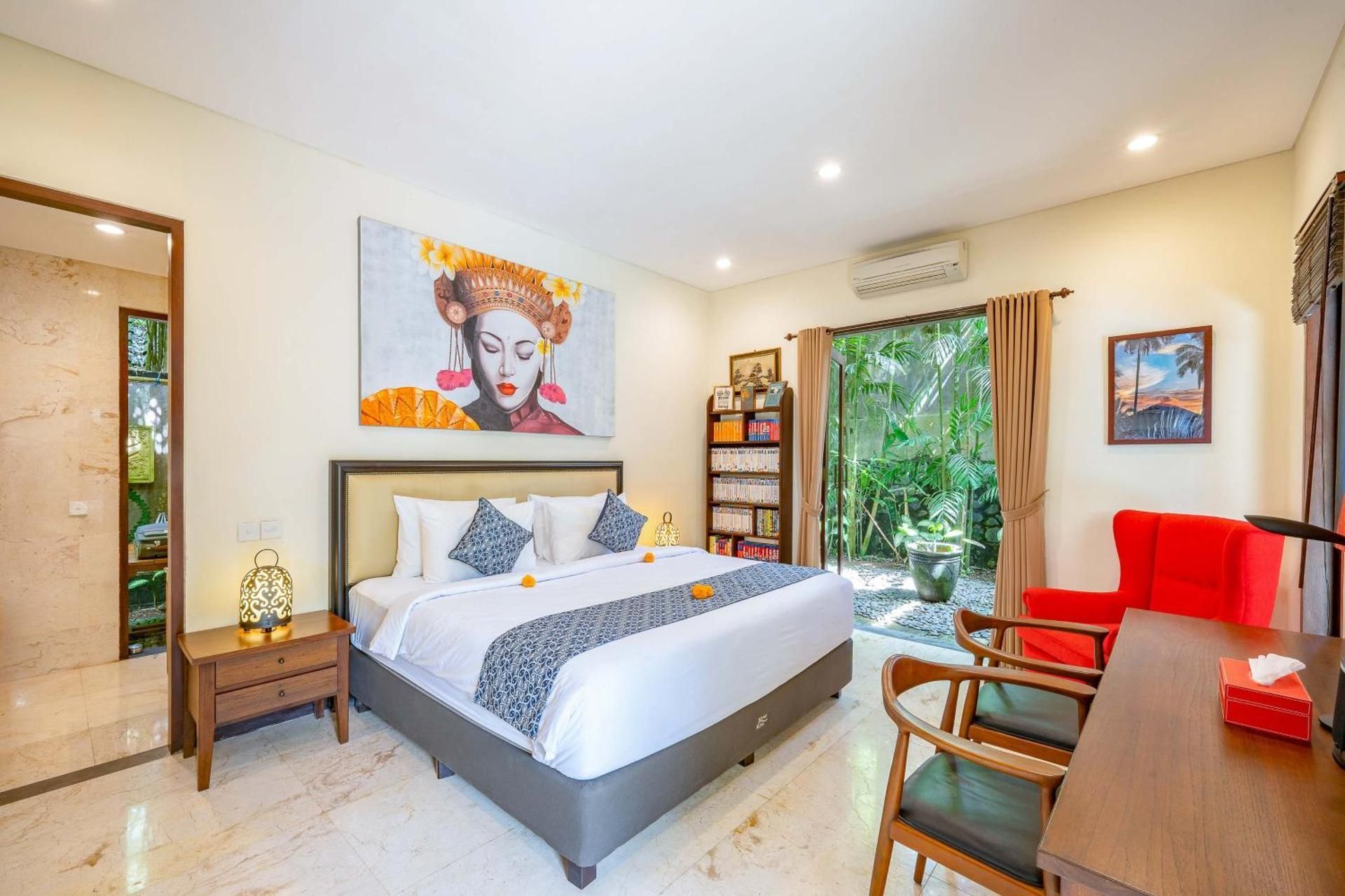 Deluxe Double Room with Pool Access