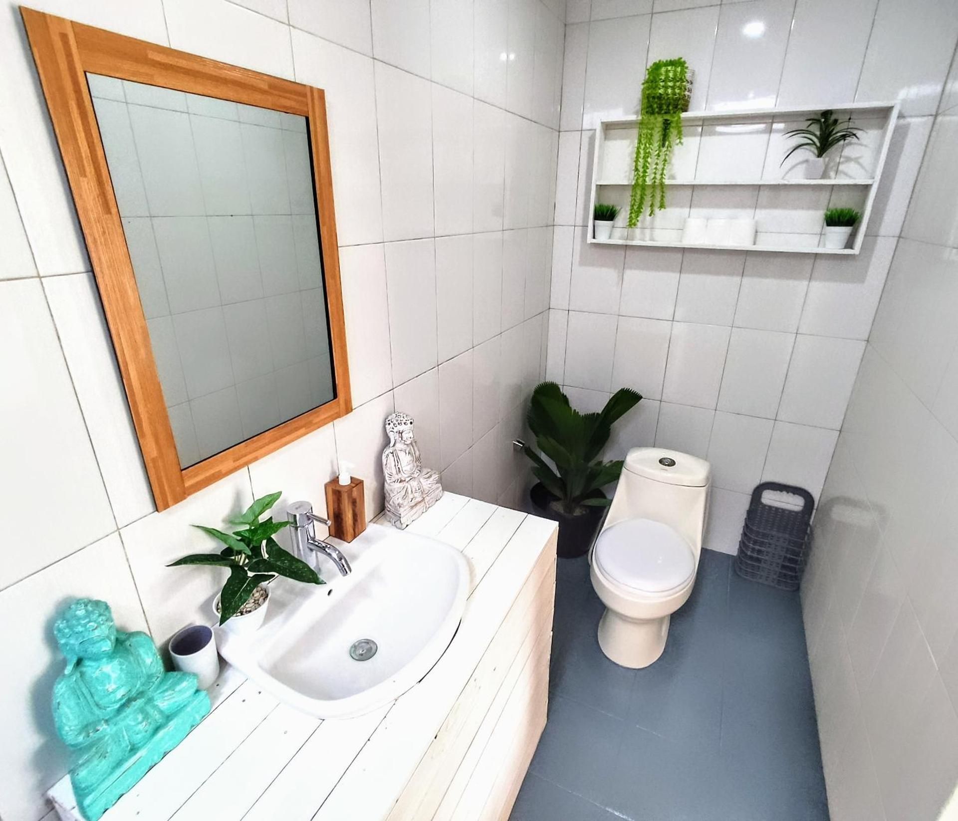 Double or Twin Room with Private Bathroom