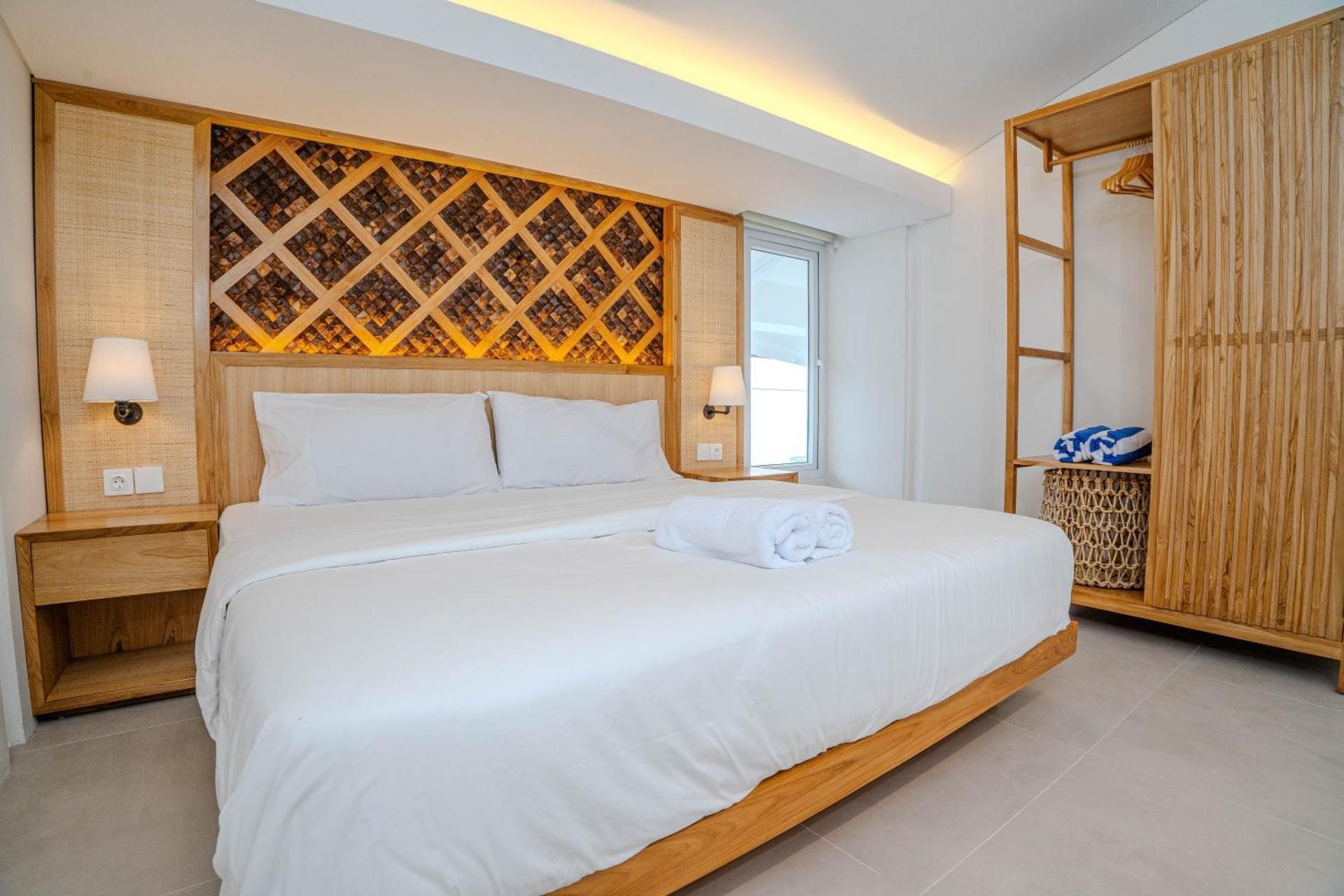 Double Room with Pool View