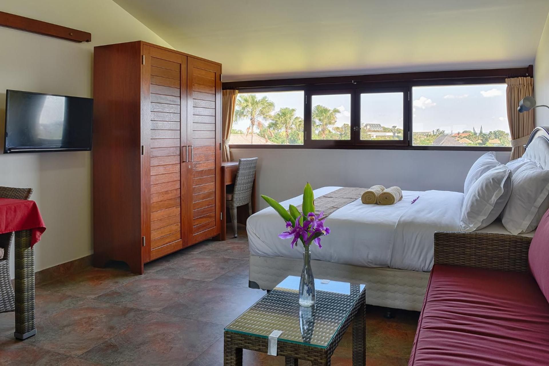 Studio Room with Garden View