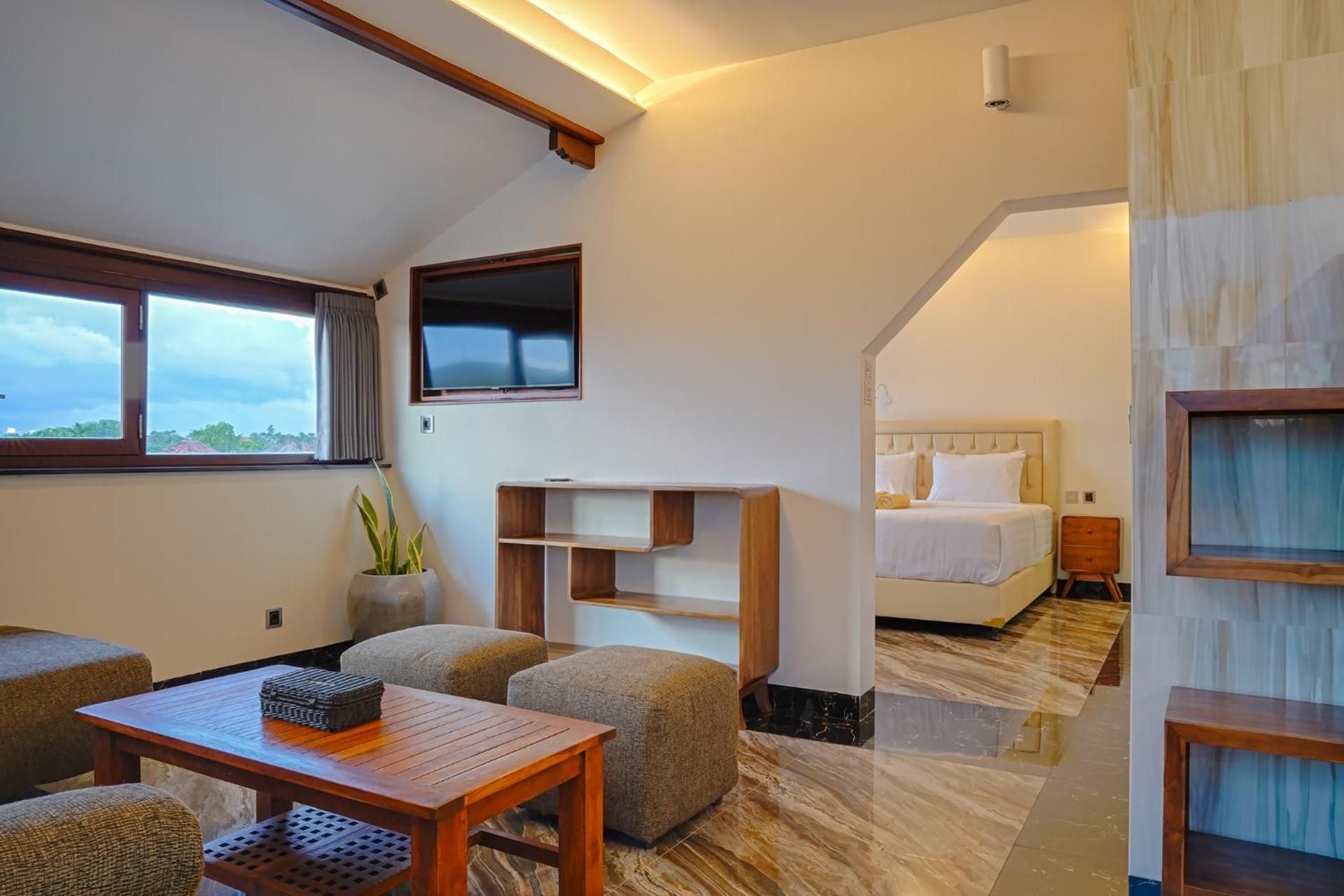 Deluxe Suite