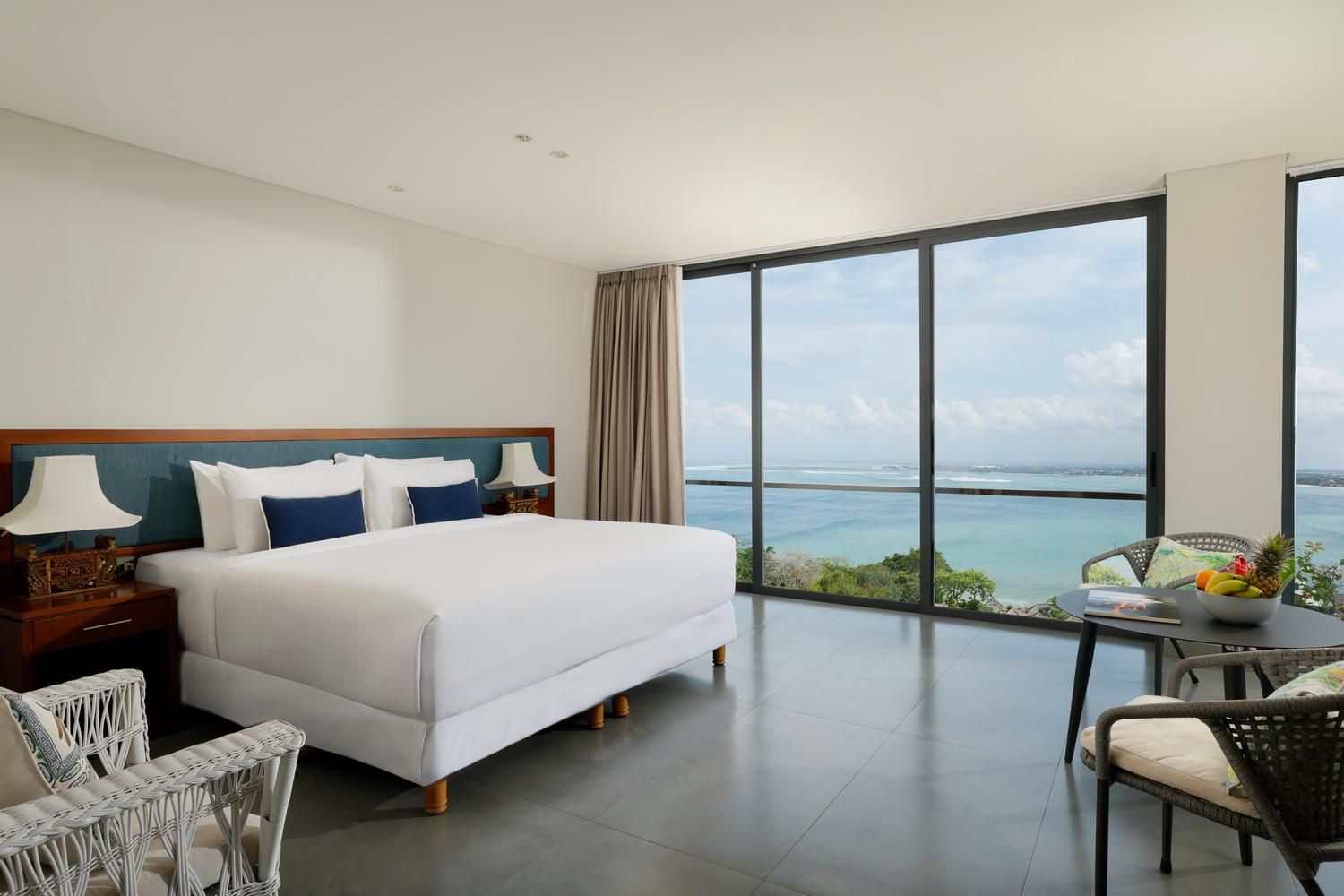 Sea or Pool View Family Room for 6 People