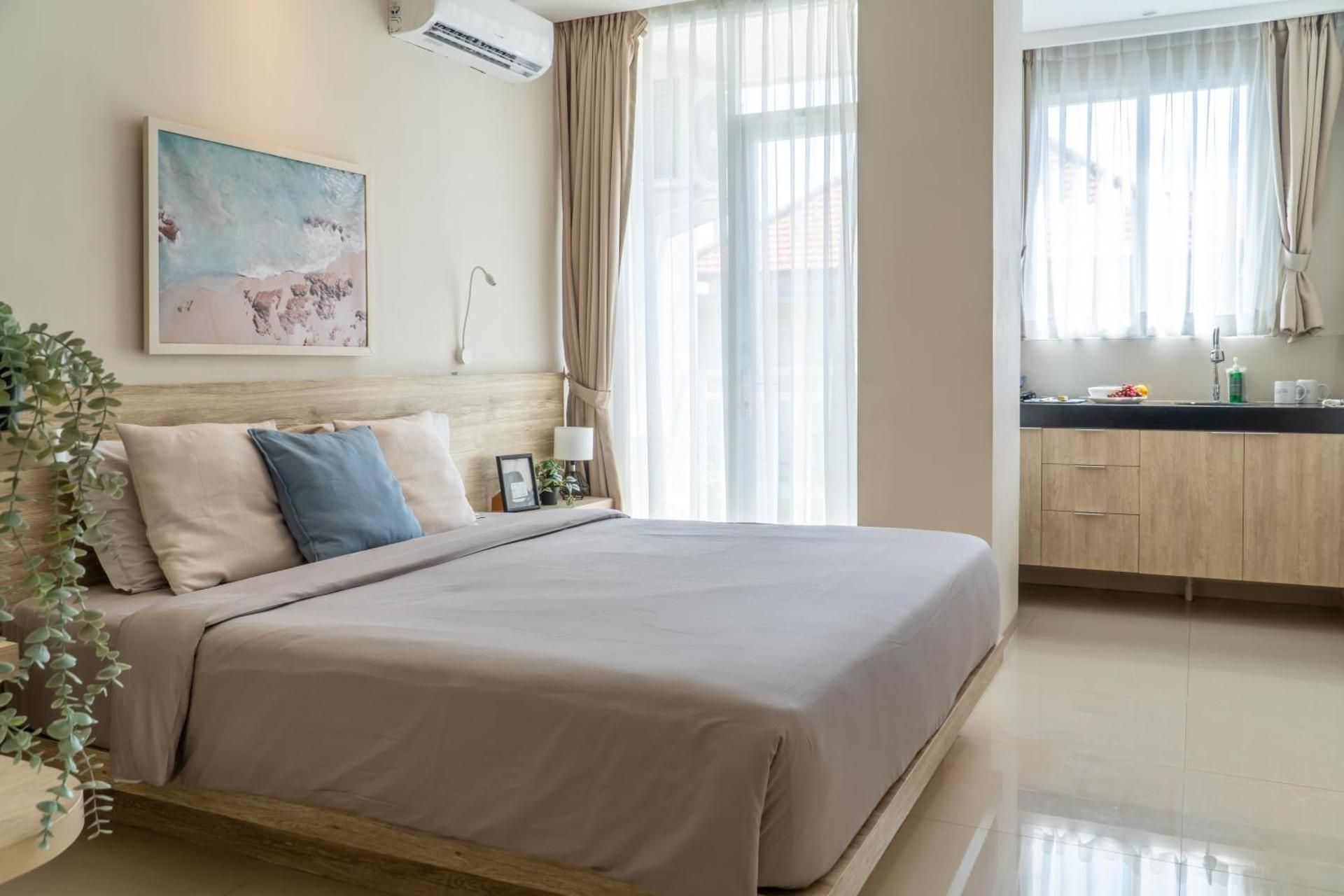 DELUXE APARTMENT